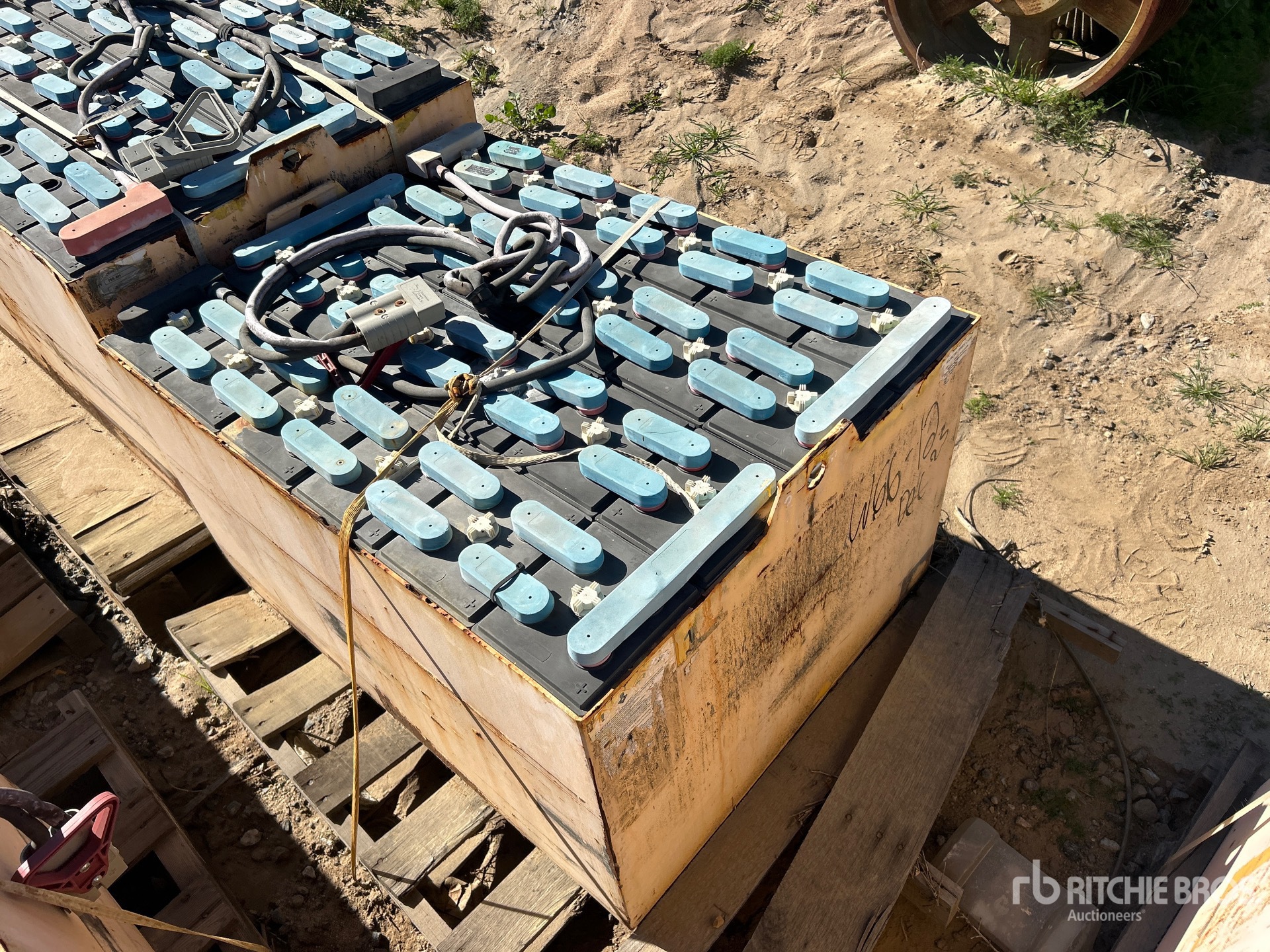 Aspect général with Image, coin avant droit