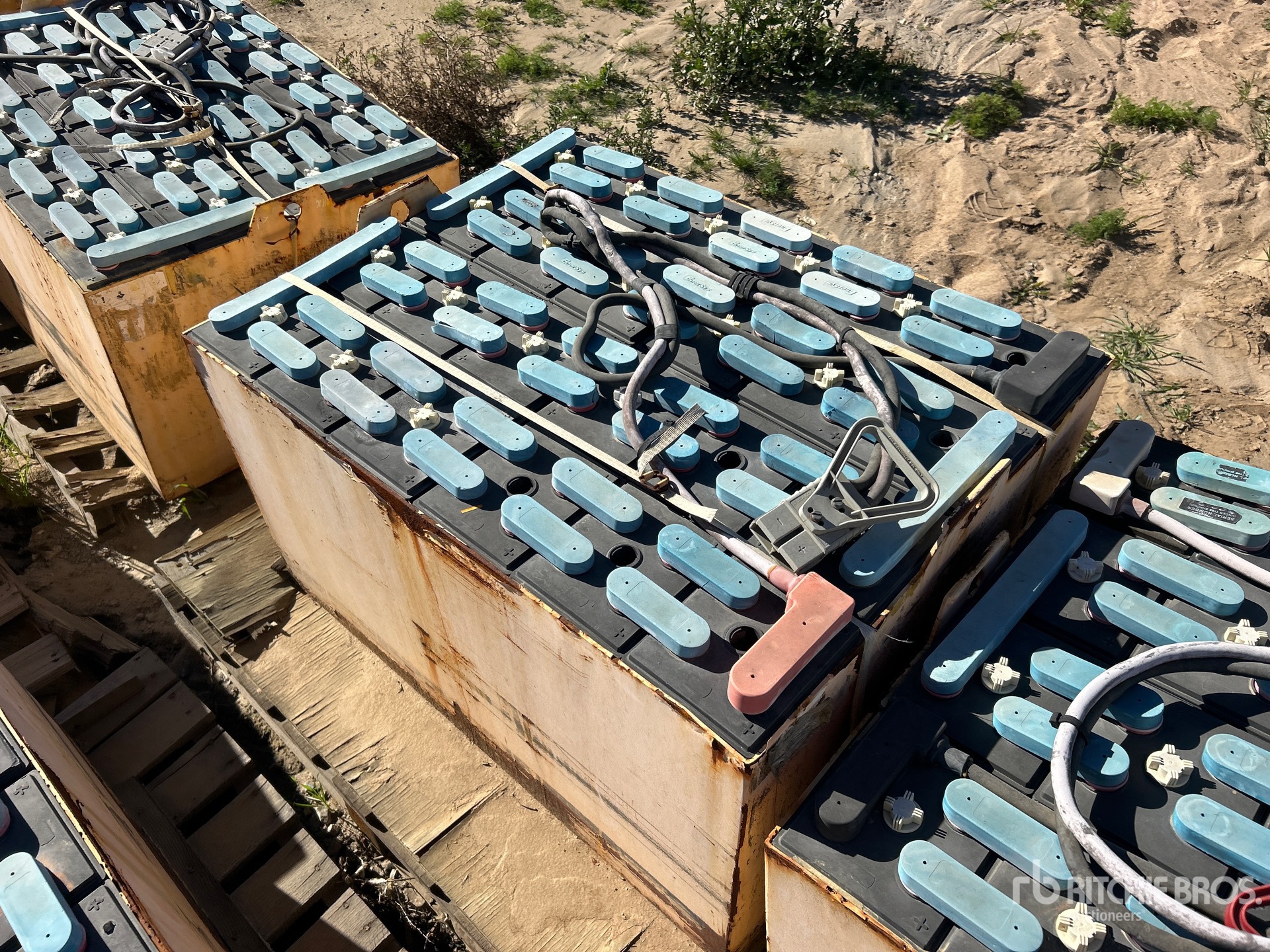 Aspect général with Image, coin arrière droit