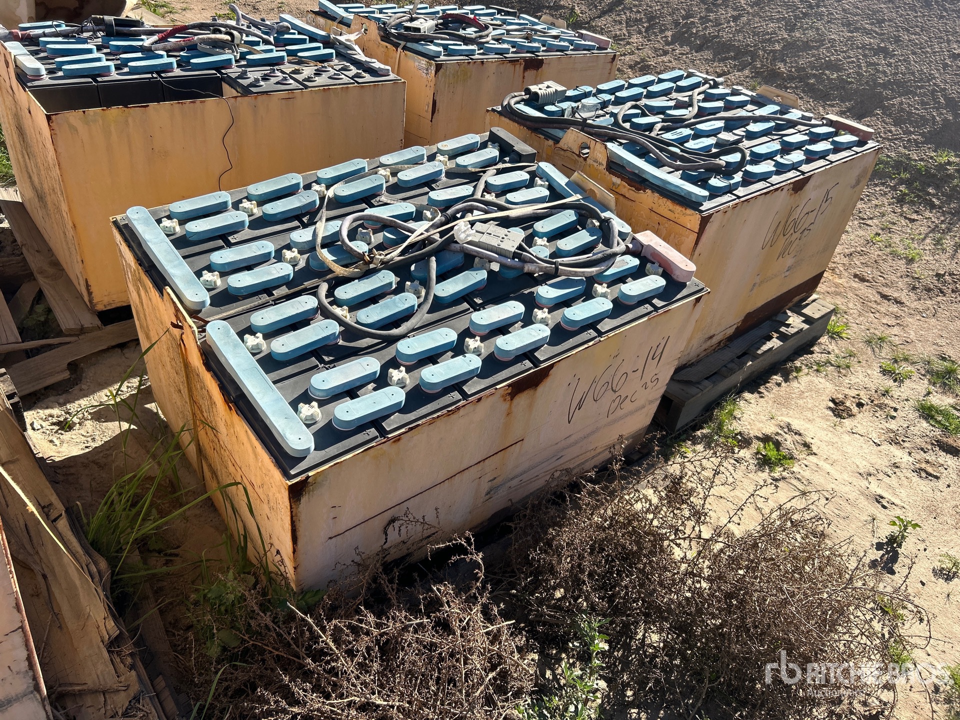 Aspect général with Image, coin avant droit