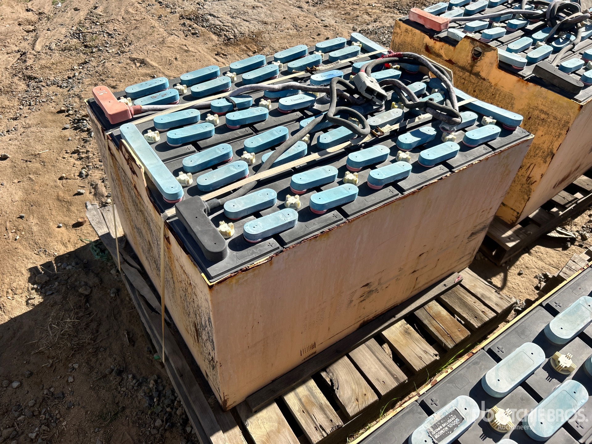 Aspect général with Image, coin arrière gauche