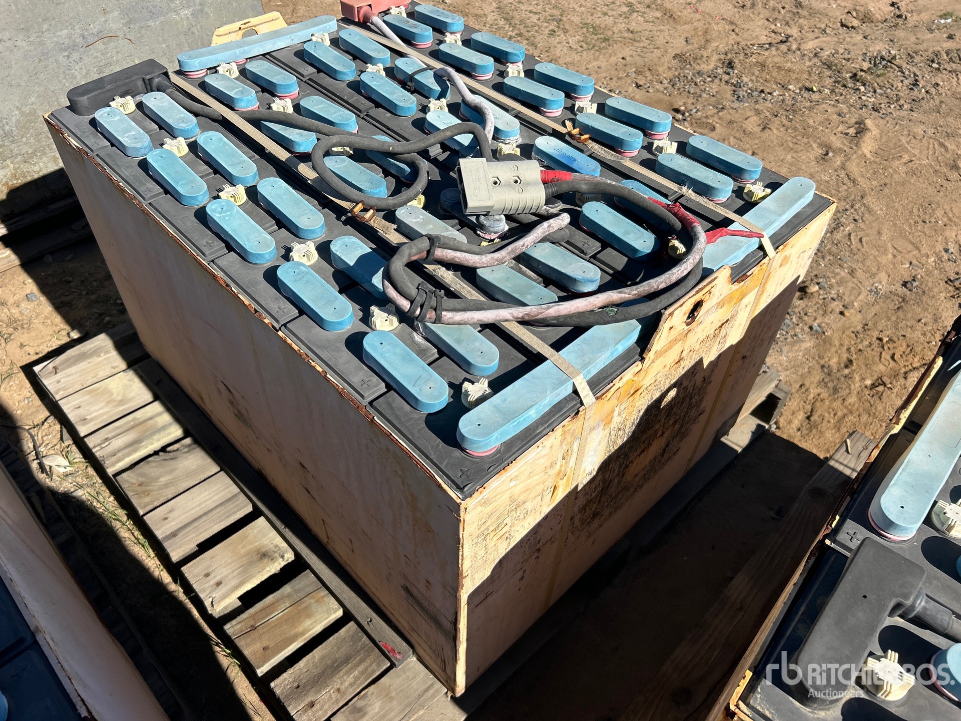 Aspect général with Image, coin arrière droit