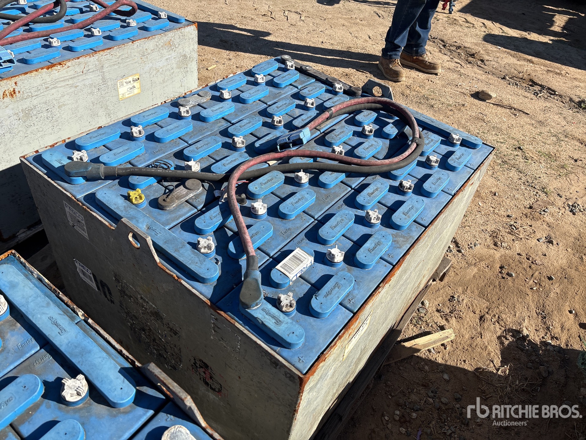 Aspect général with Image, coin arrière droit