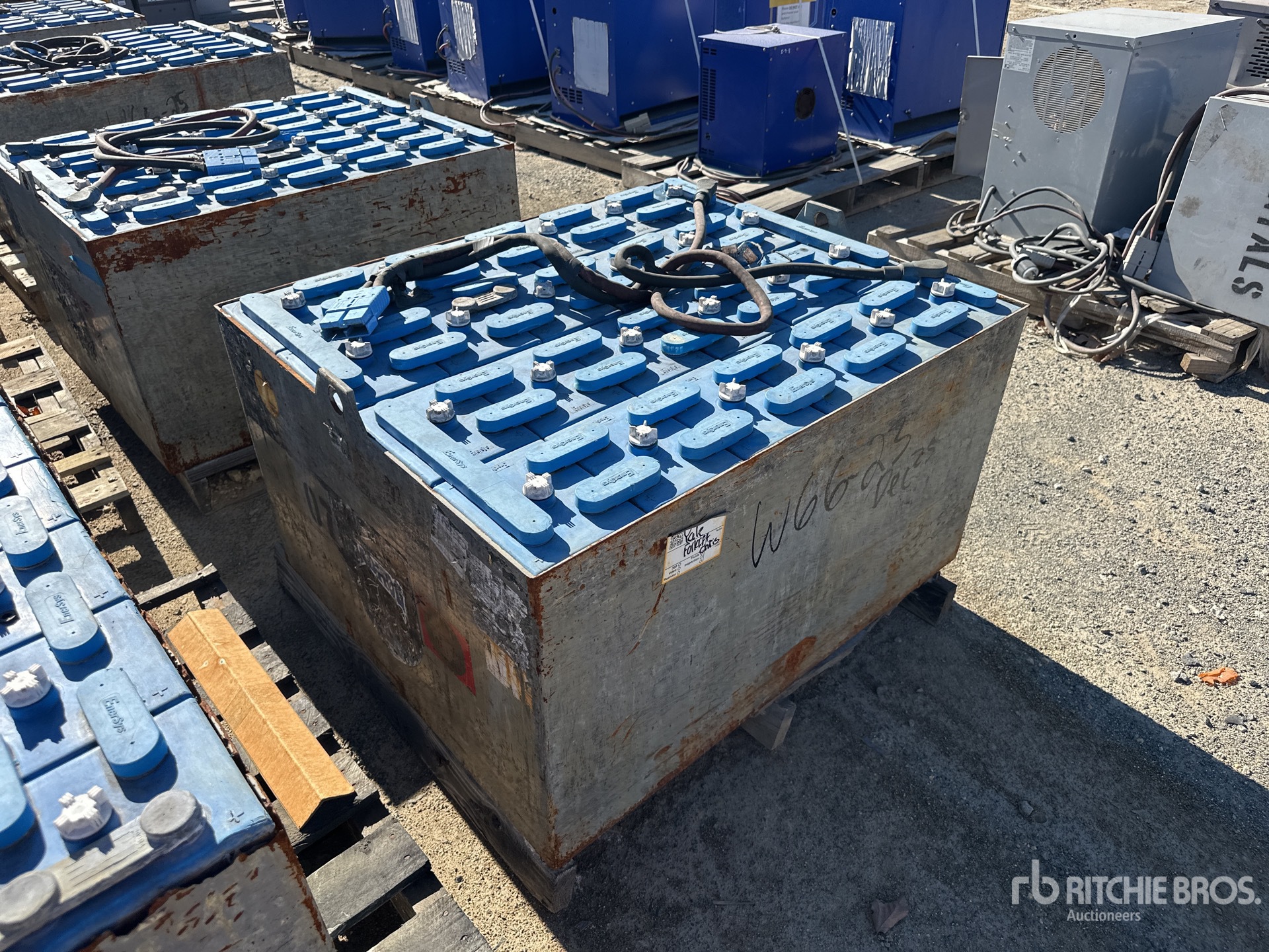 Aspect général with Image, coin avant droit