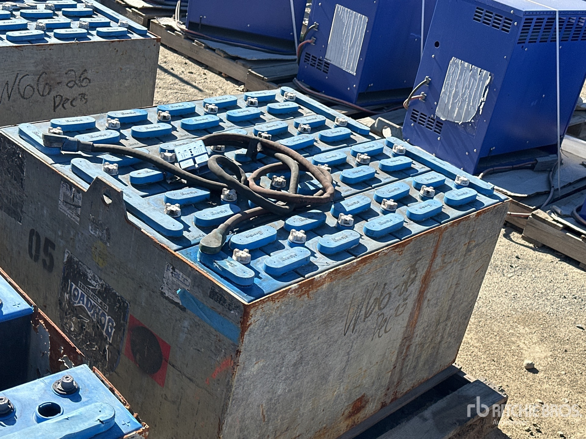 Aspect général with Image, coin avant droit