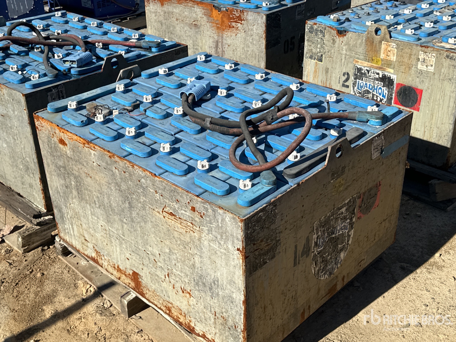 Aspect général with Image, coin avant droit