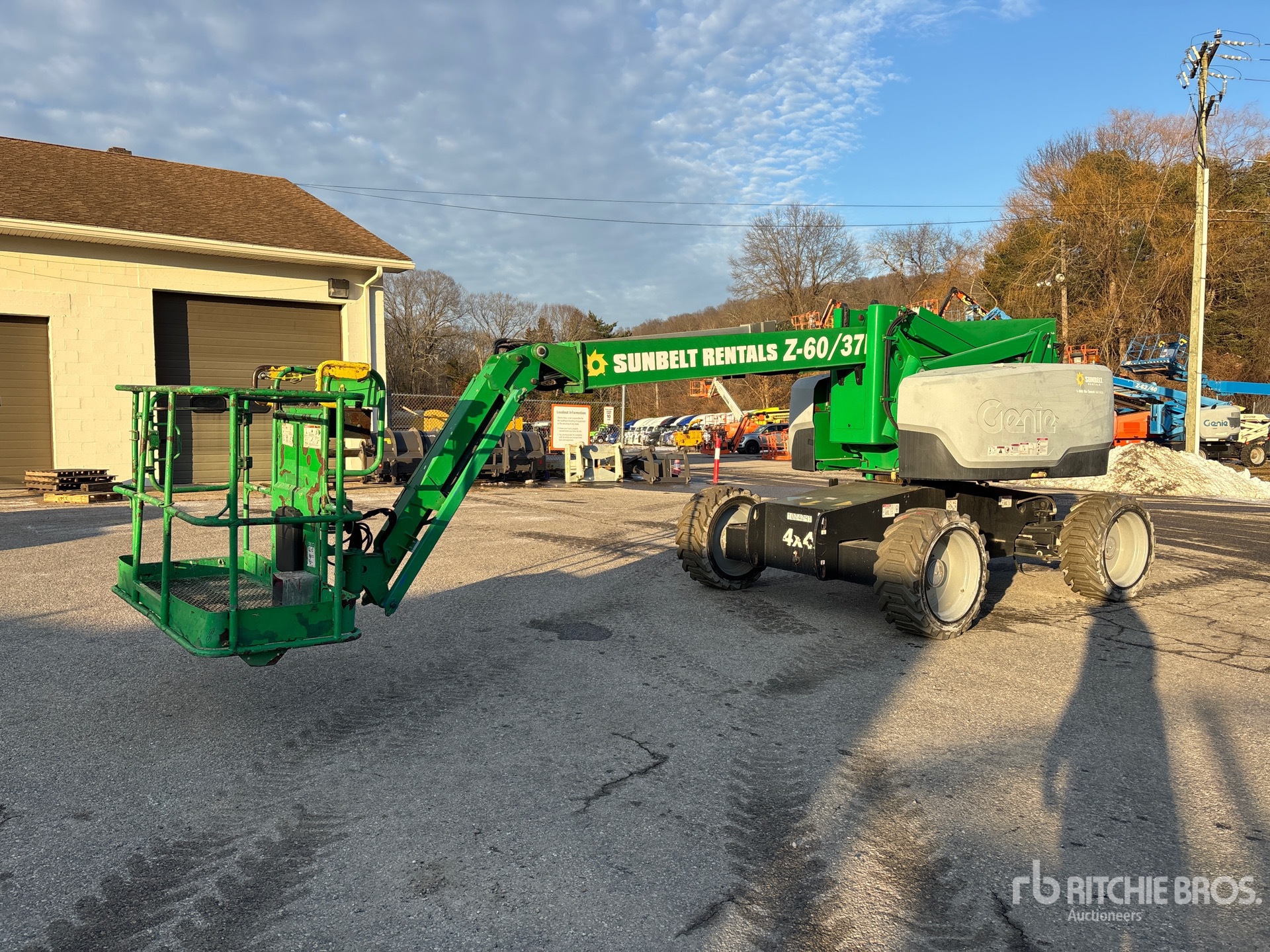 General Appearance with Featured Photo