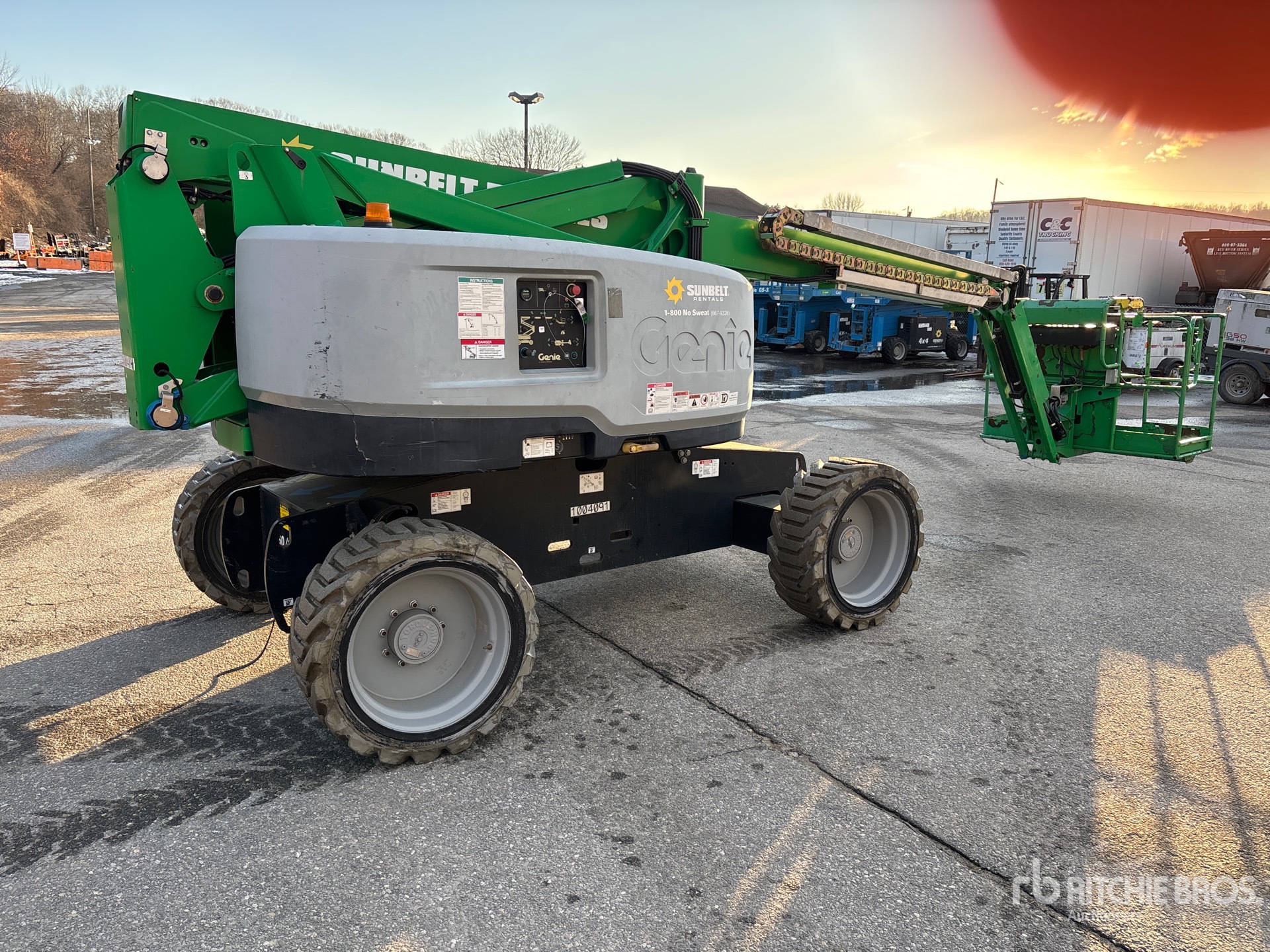 General Appearance with Picture, Right Rear Corner