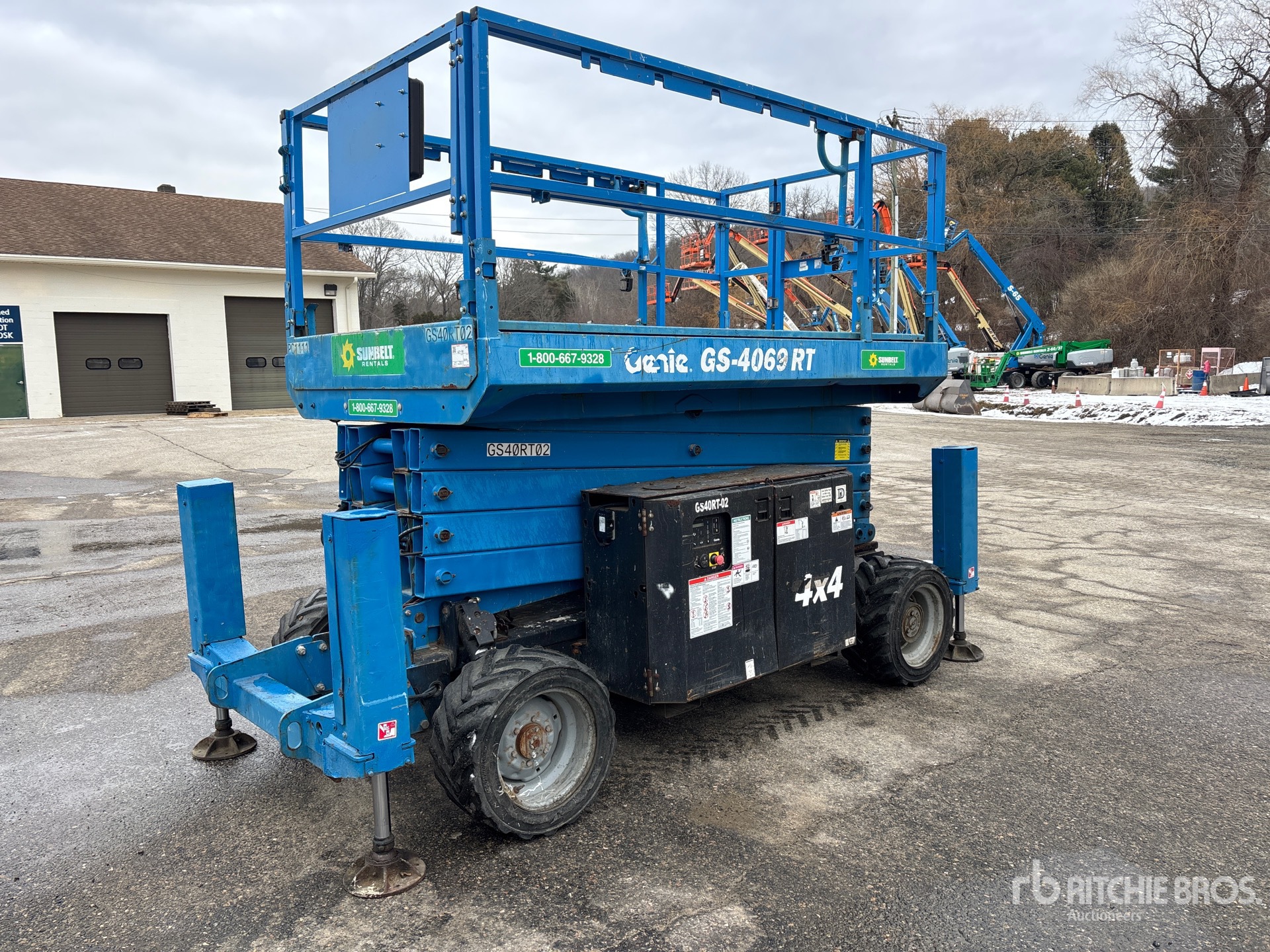 General Appearance with Picture, Left Front Corner