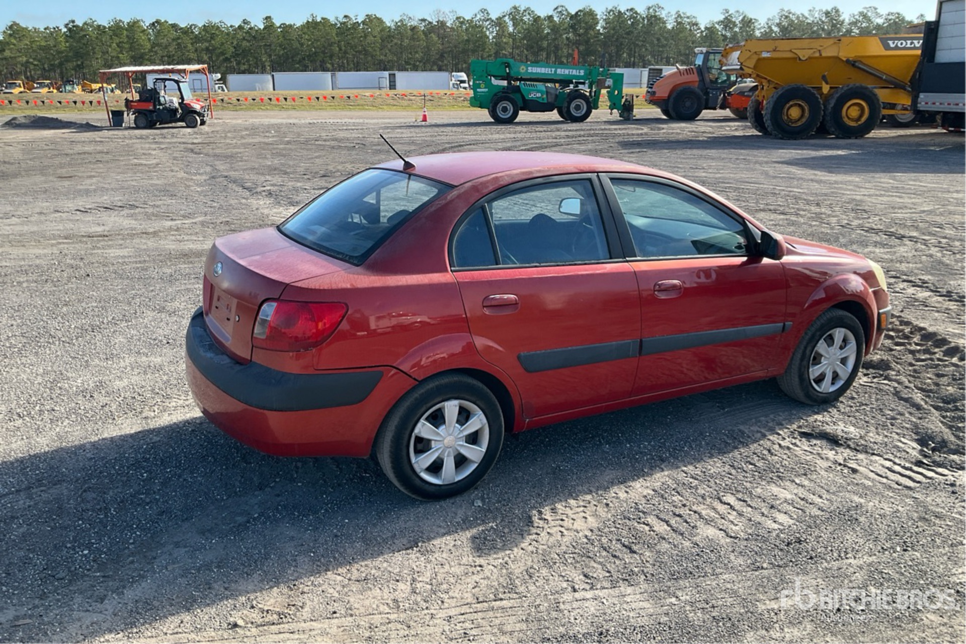 General Appearance with Imagen: esquina trasera derecha