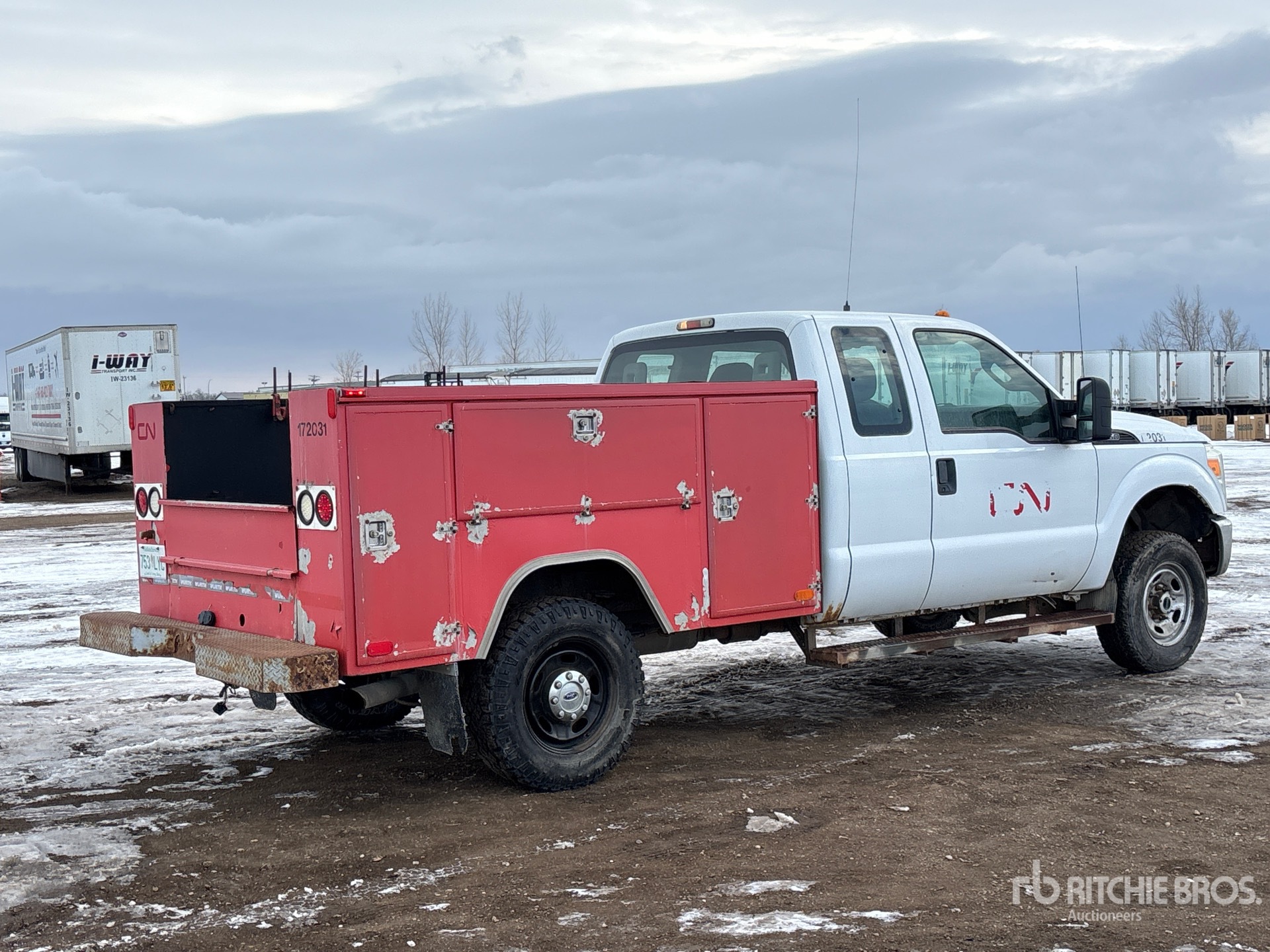 General Appearance with Imagen: esquina trasera derecha