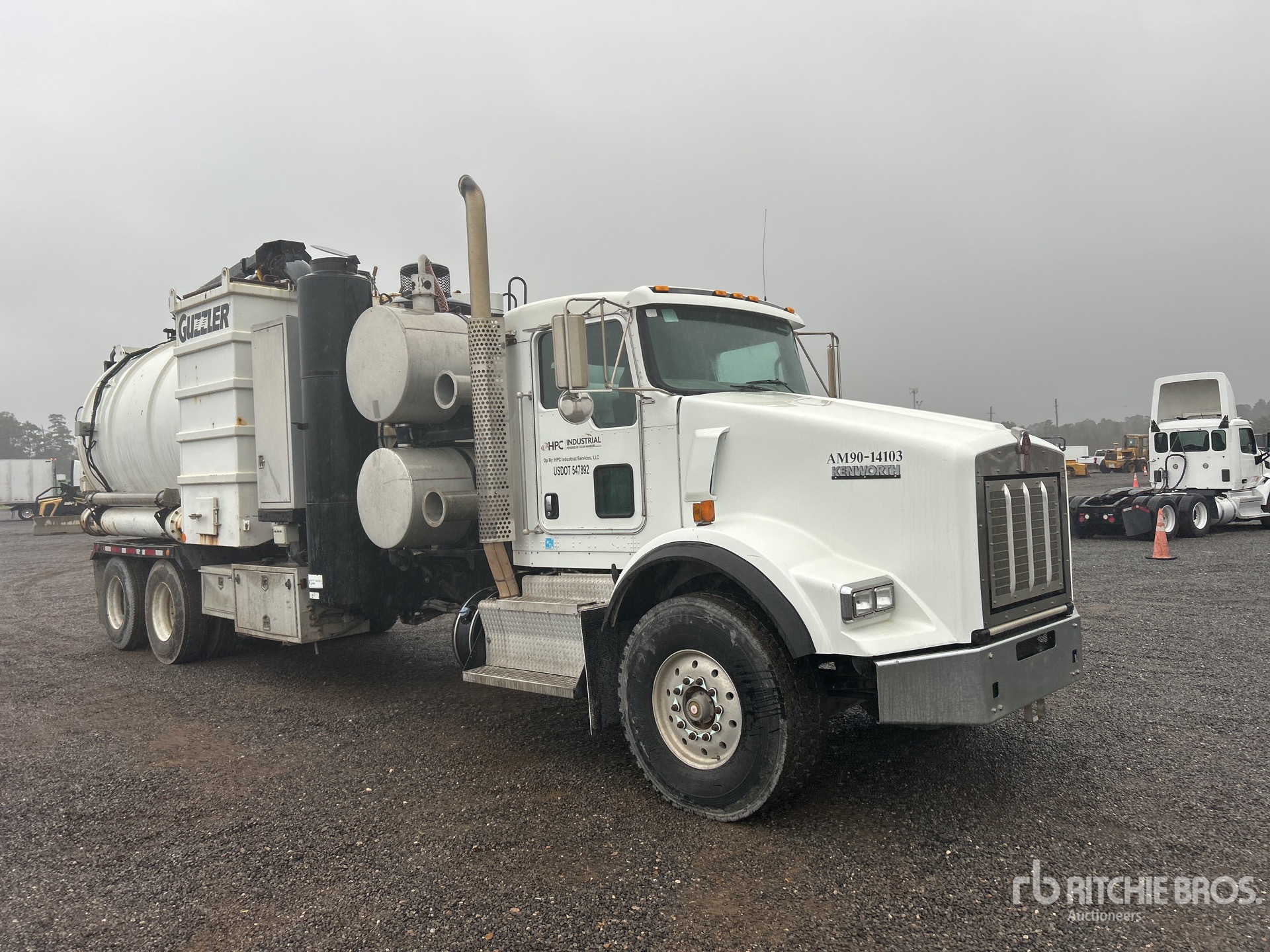 Aspect général with Image, coin avant droit