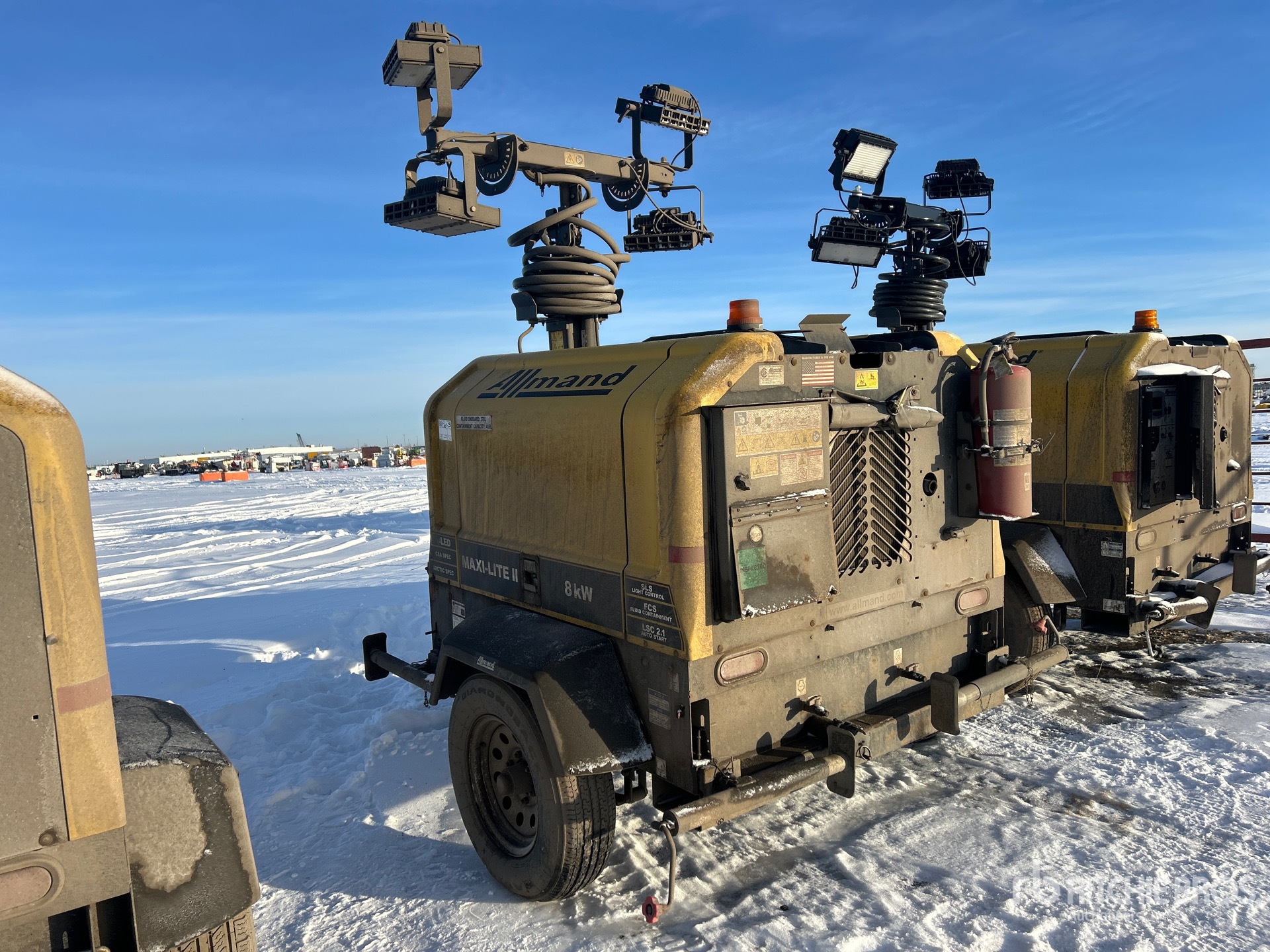 General Appearance with Picture, Left Rear Corner