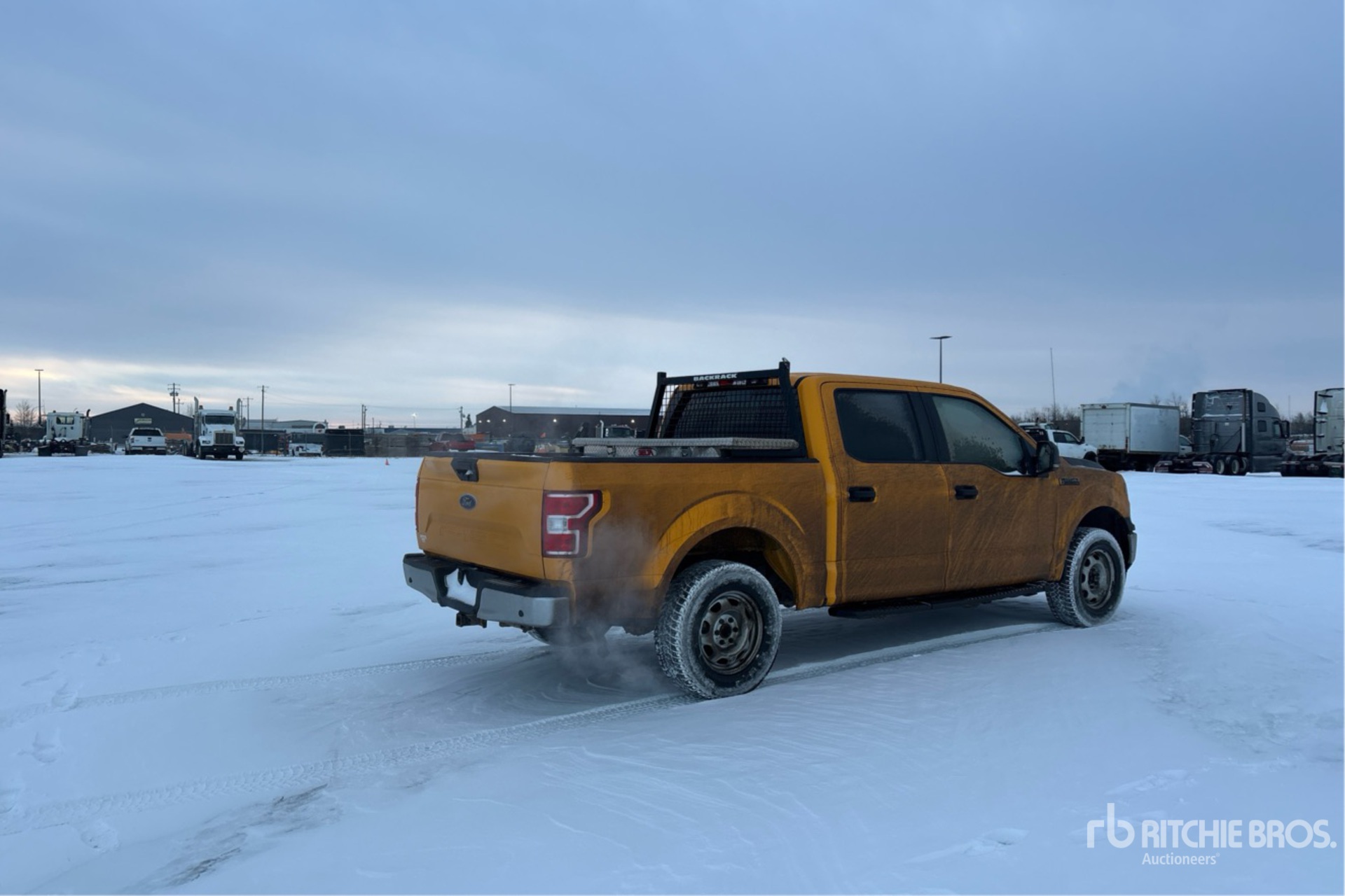 General Appearance with Picture, Right Rear Corner