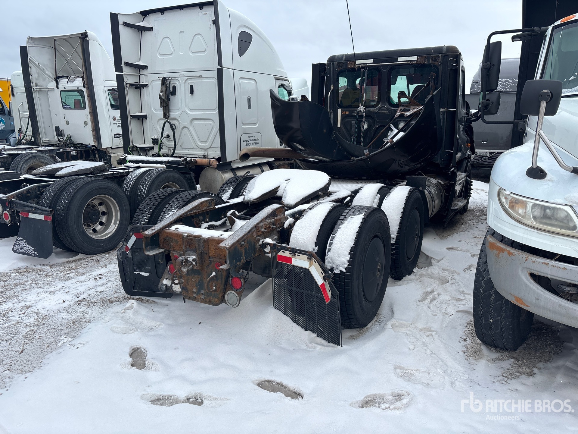 General Appearance with Foto, angolo anteriore sinistro