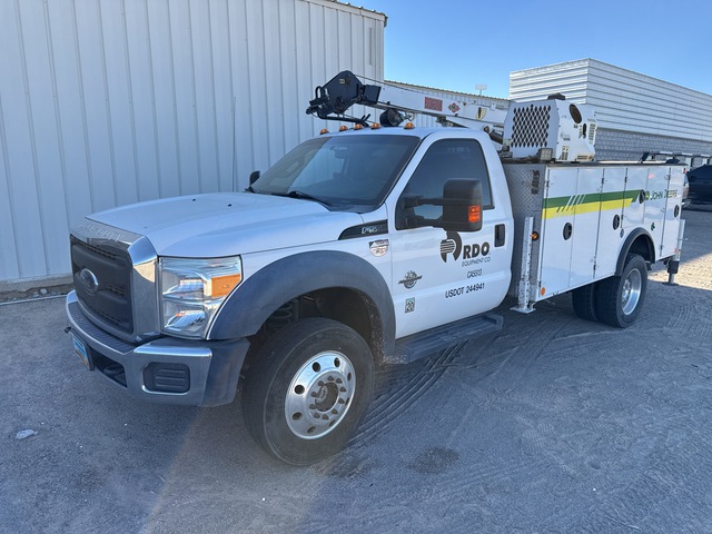 2016 Ford F-550 4x4 Service Truck