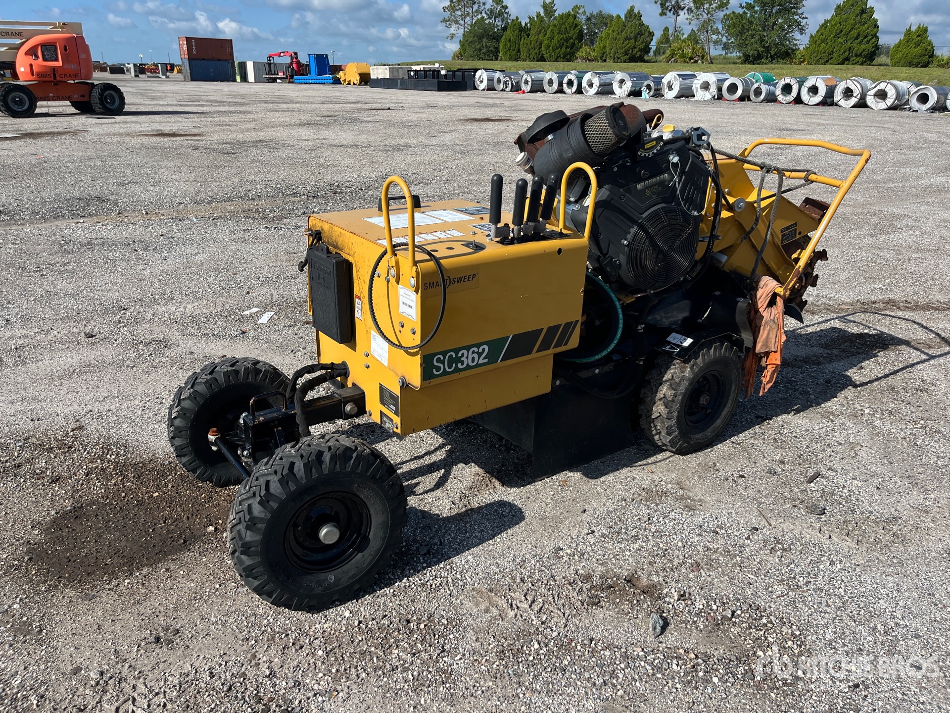 General Appearance with Bild, Ecke vorne links