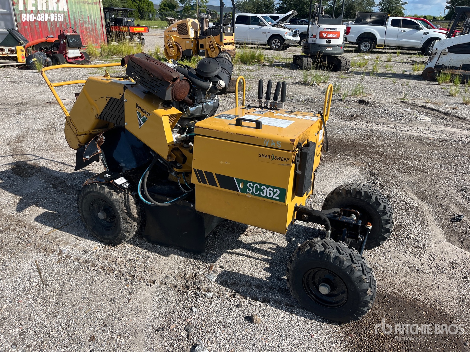 General Appearance with Bild, Ecke vorne rechts