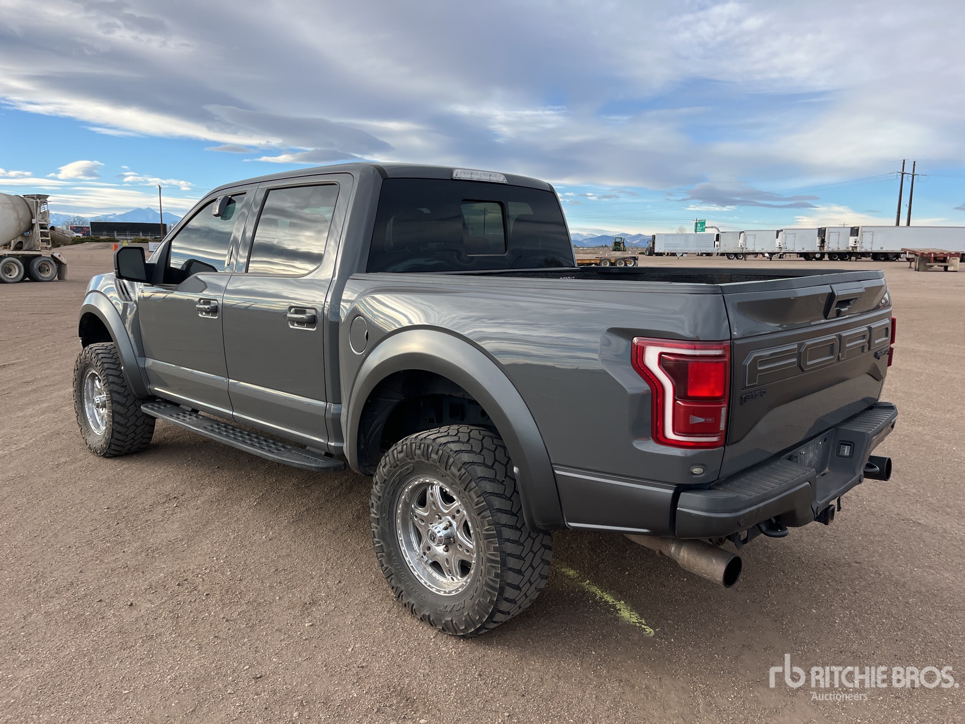 General Appearance with Picture, Left Rear Corner