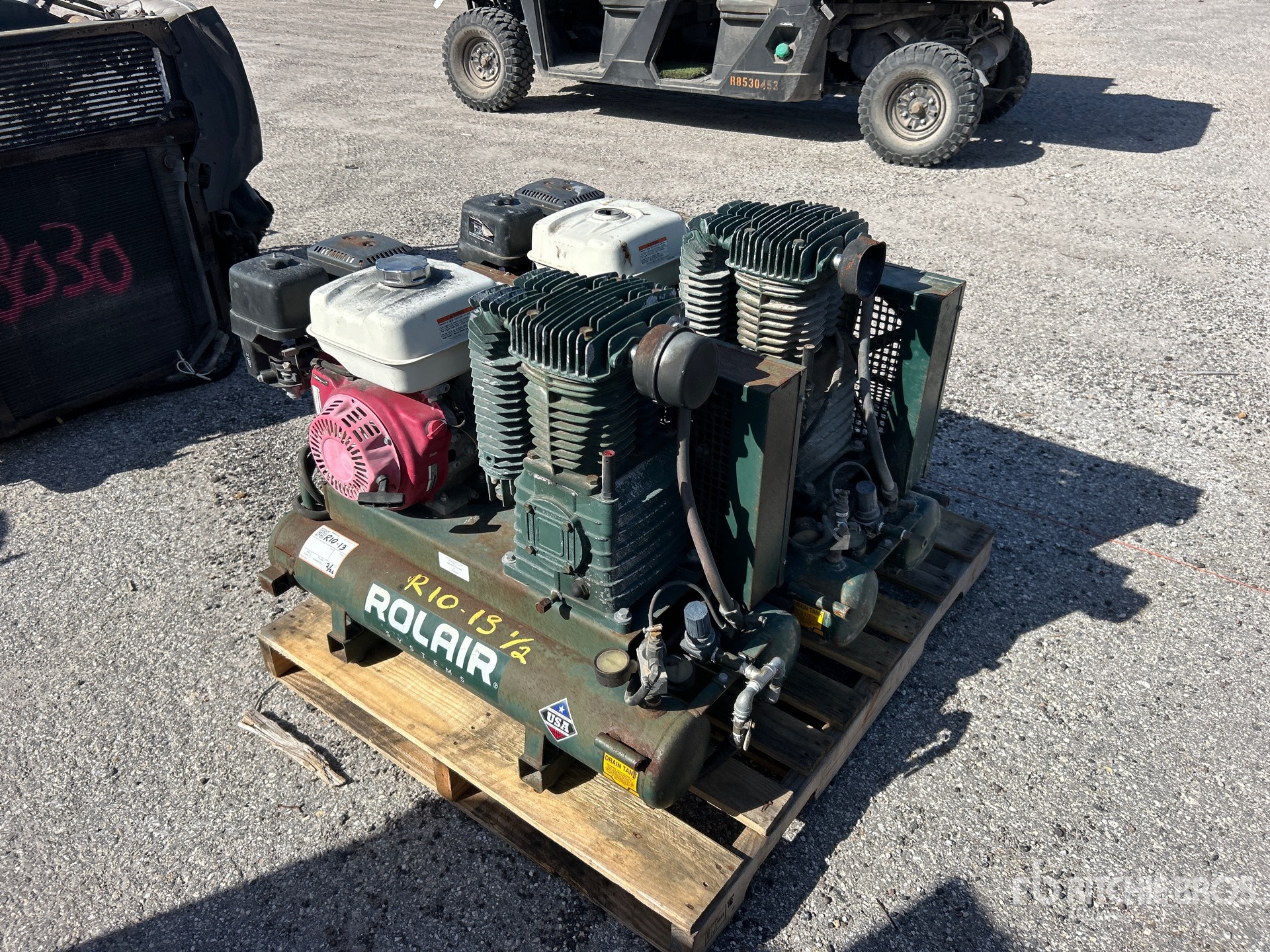 Aspect général with Image, coin avant gauche