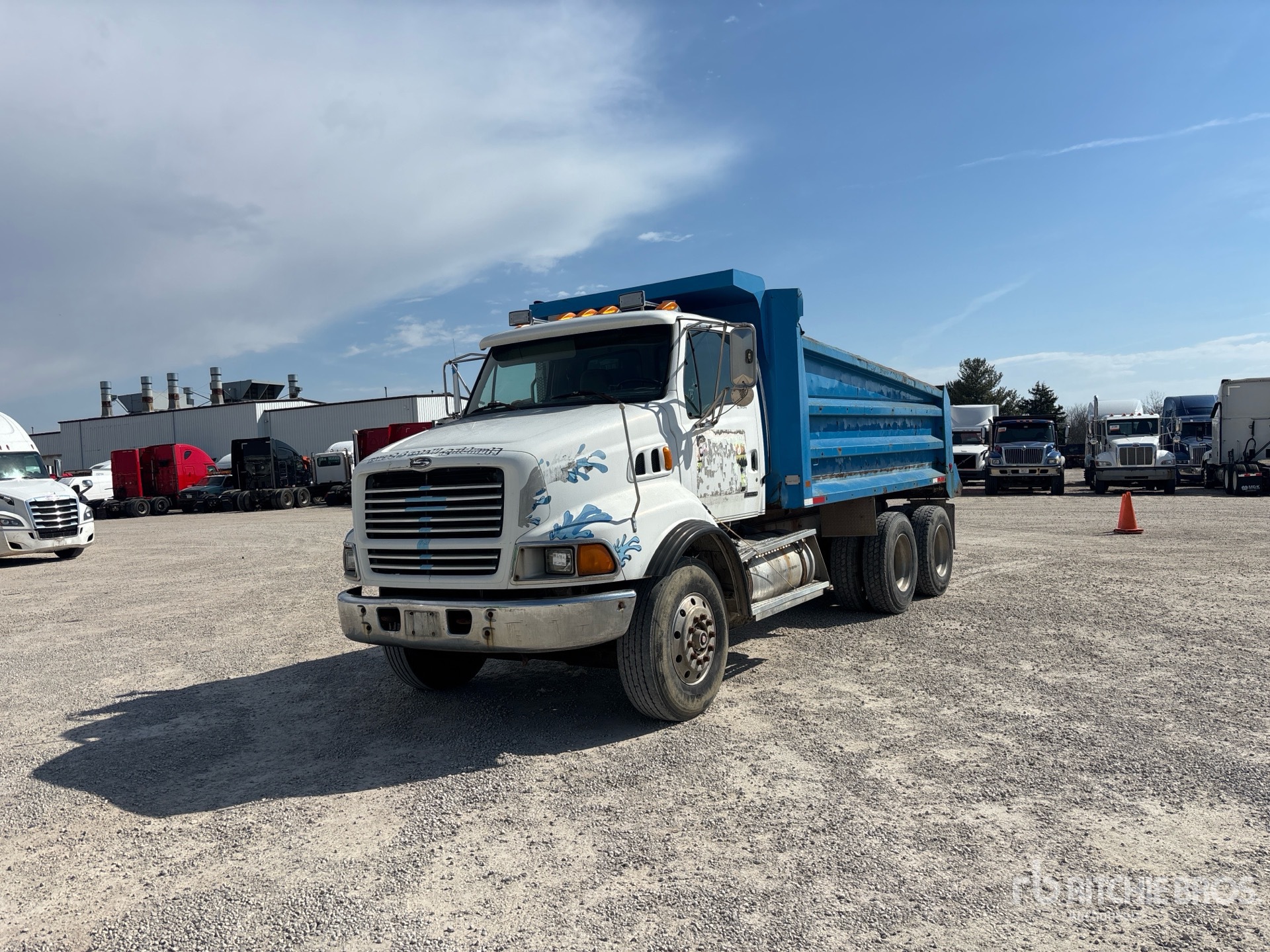 General Appearance with Imagen: esquina delantera izquierda