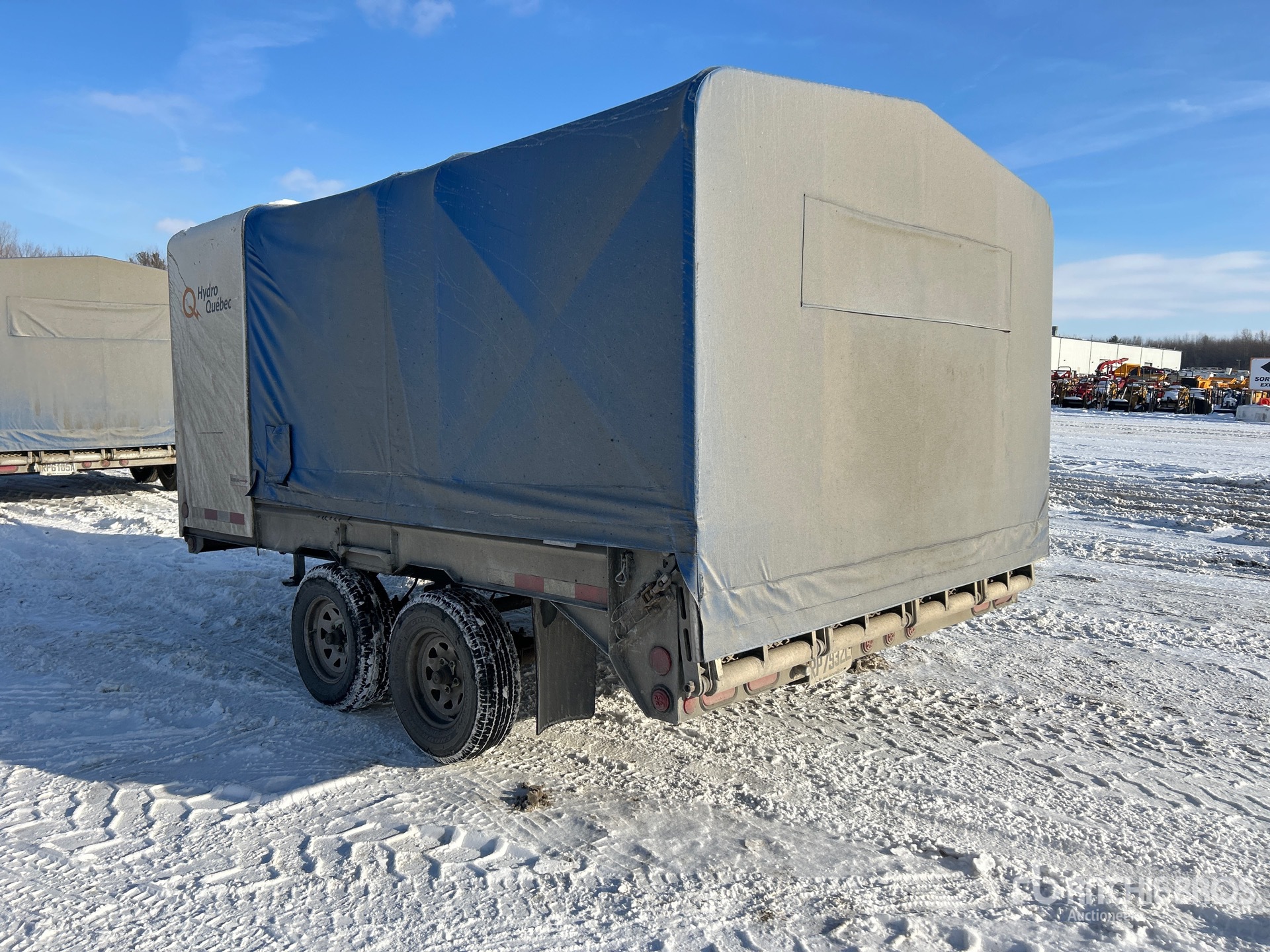 General Appearance with Bild, Ecke hinten links