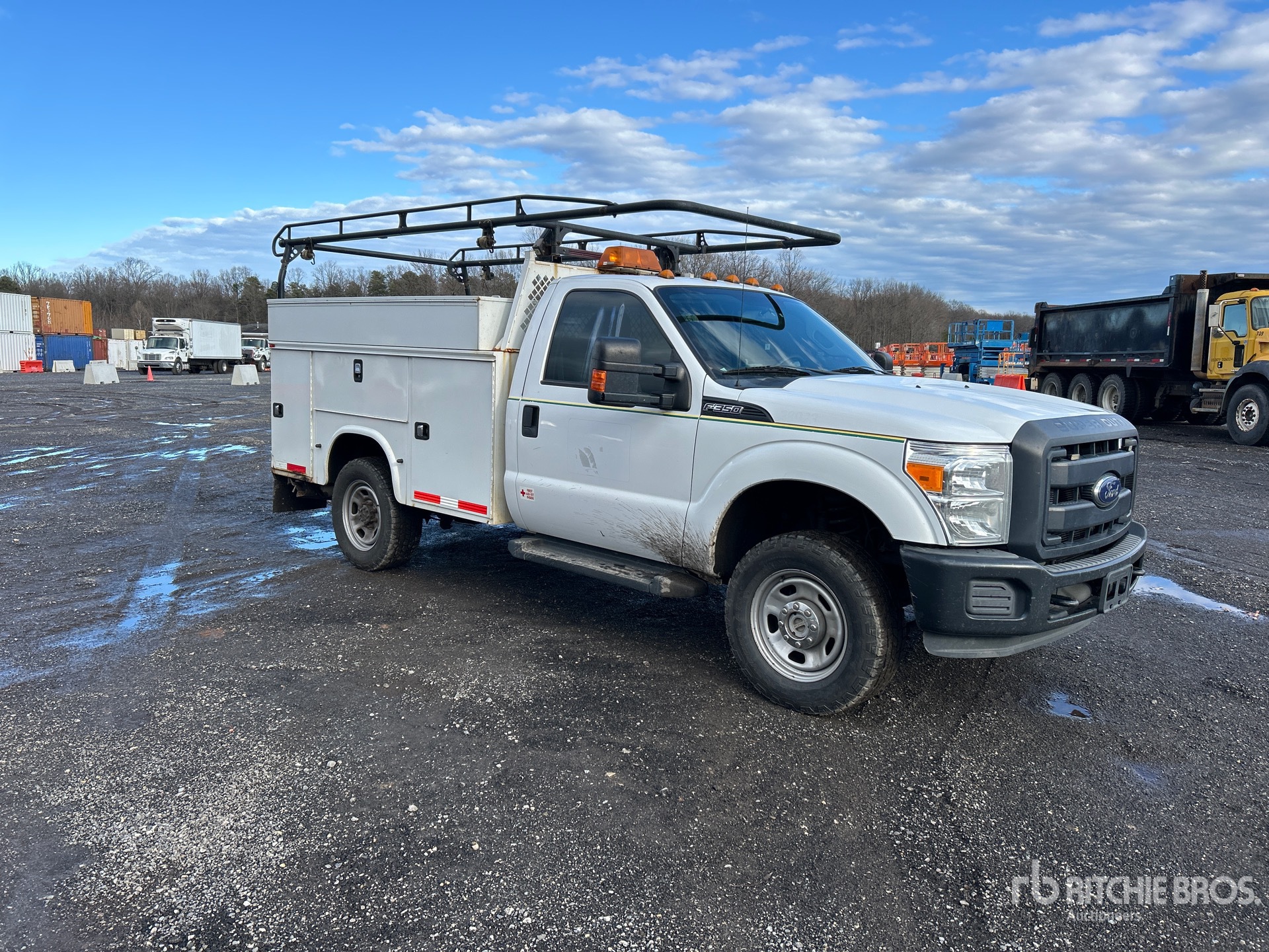 Aspect général with Image, coin avant droit