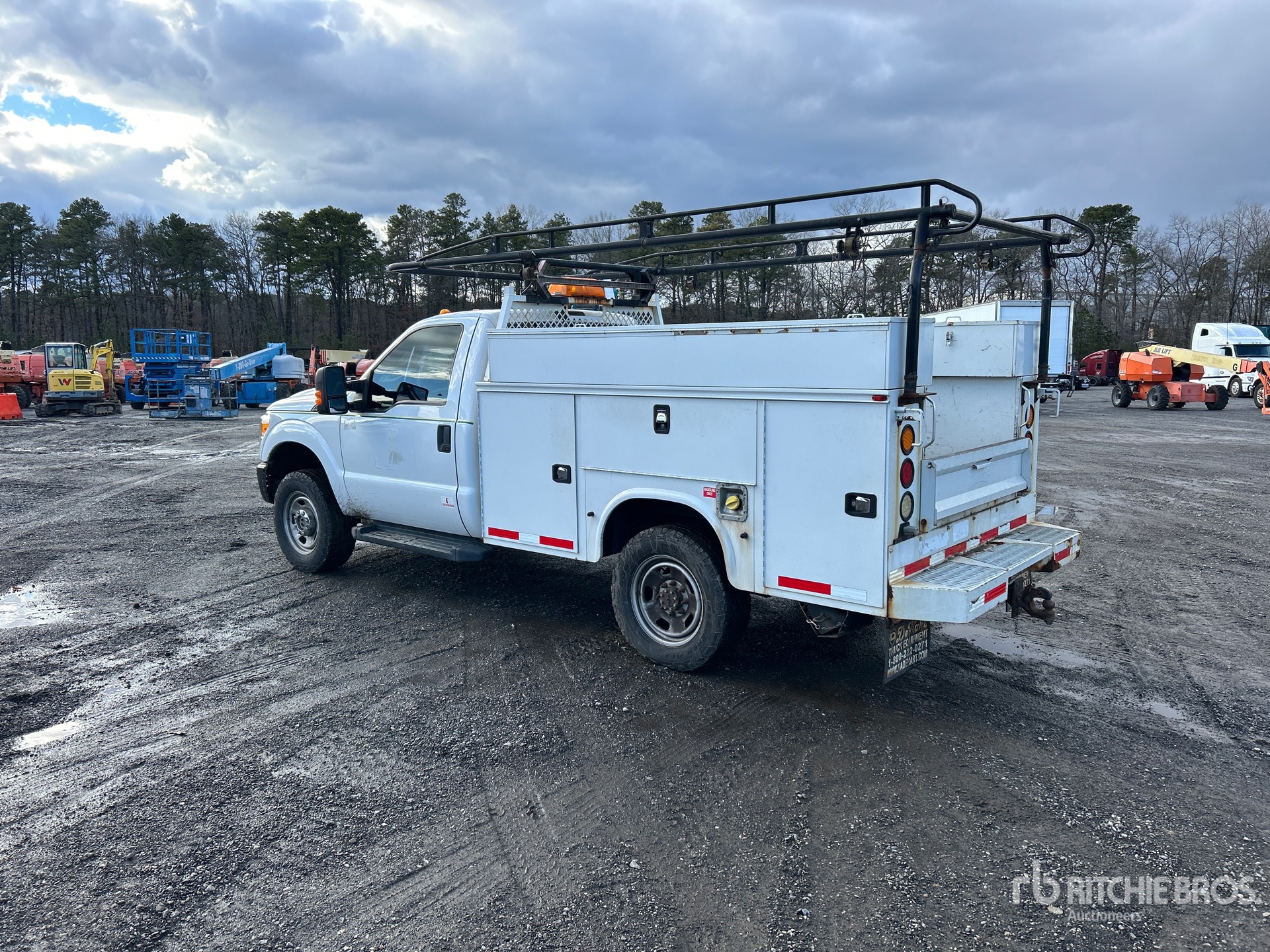 Aspect général with Image, coin arrière gauche