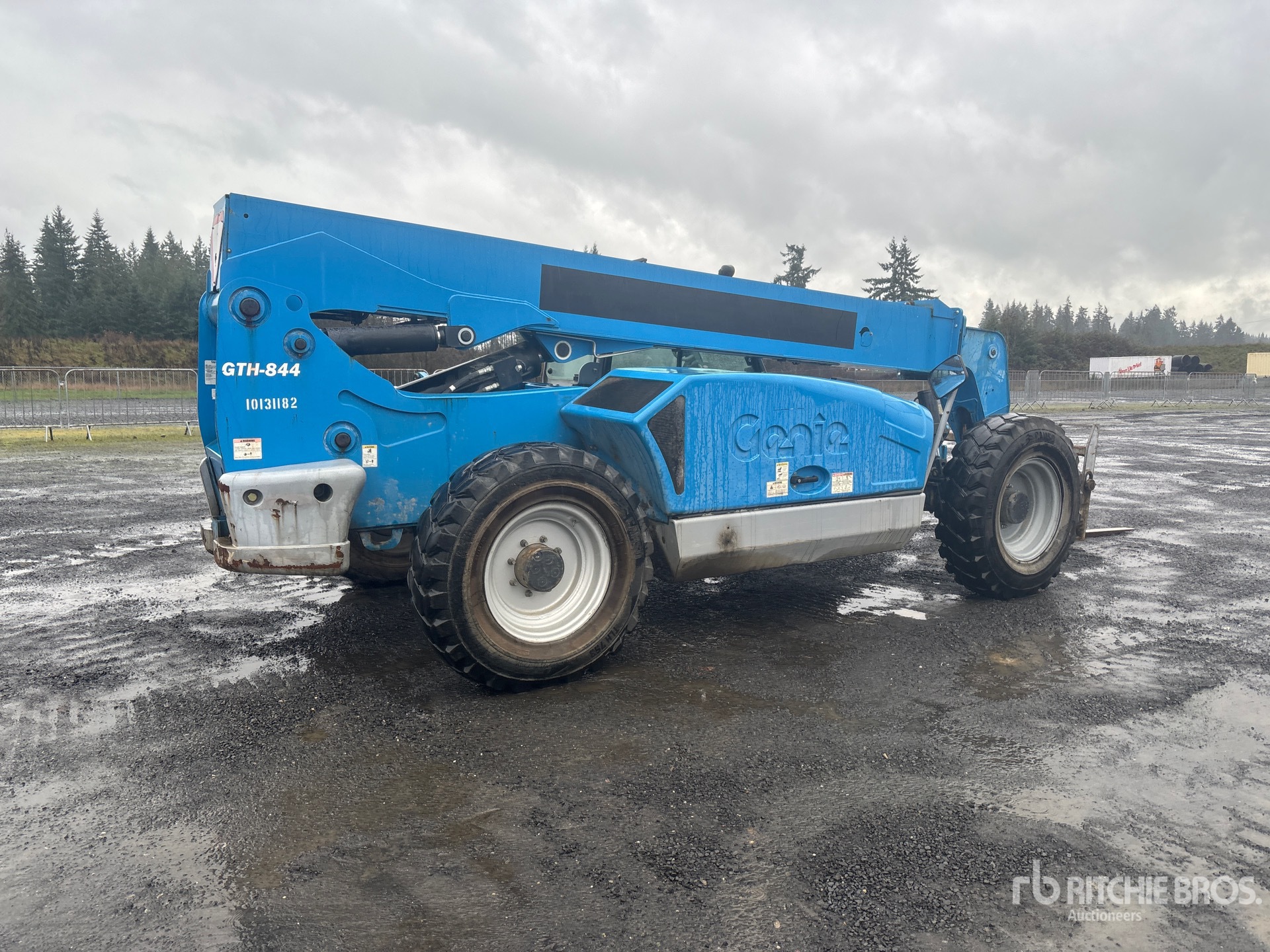 General Appearance with Picture, Right Rear Corner