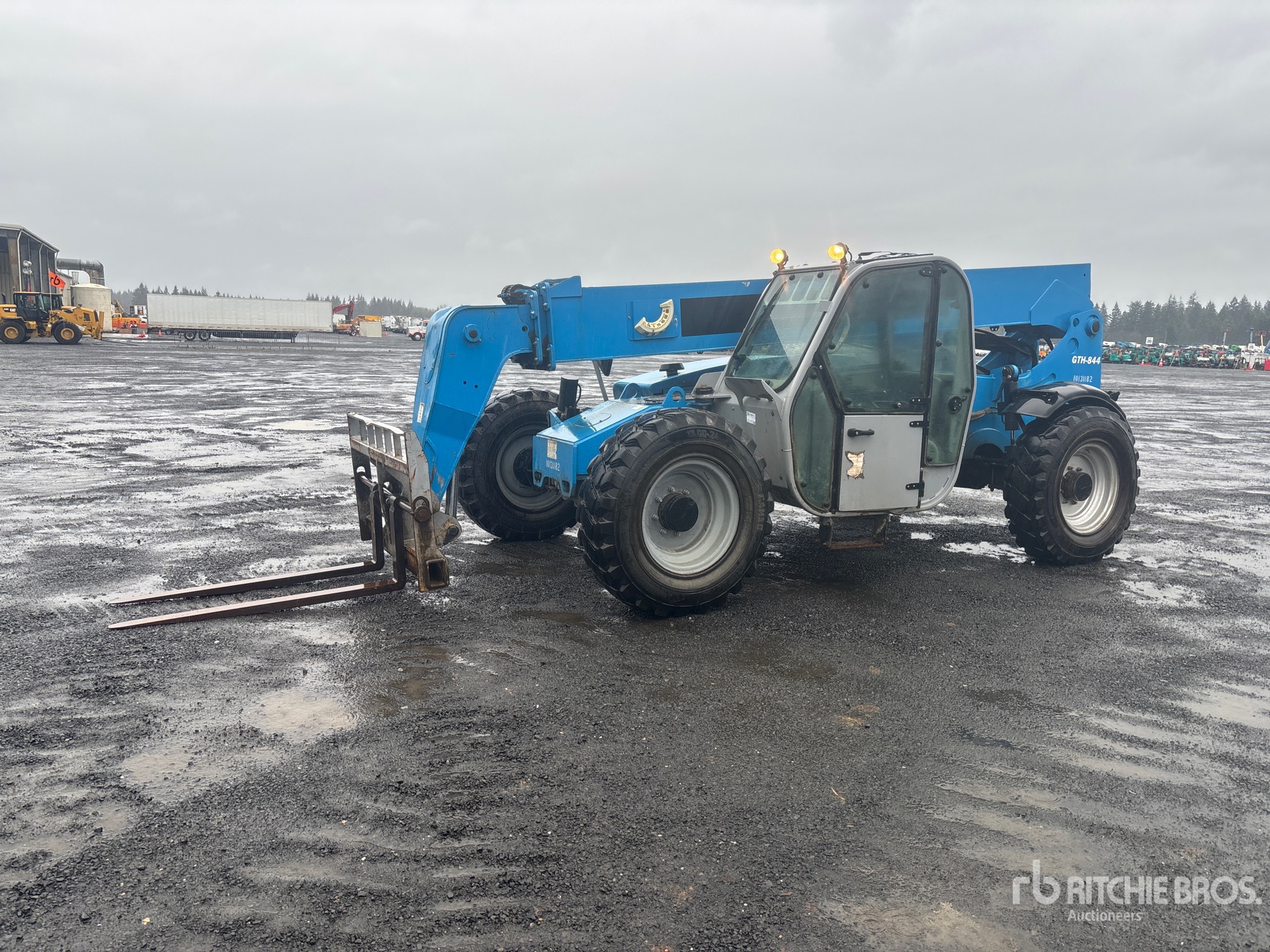 General Appearance with Featured Photo