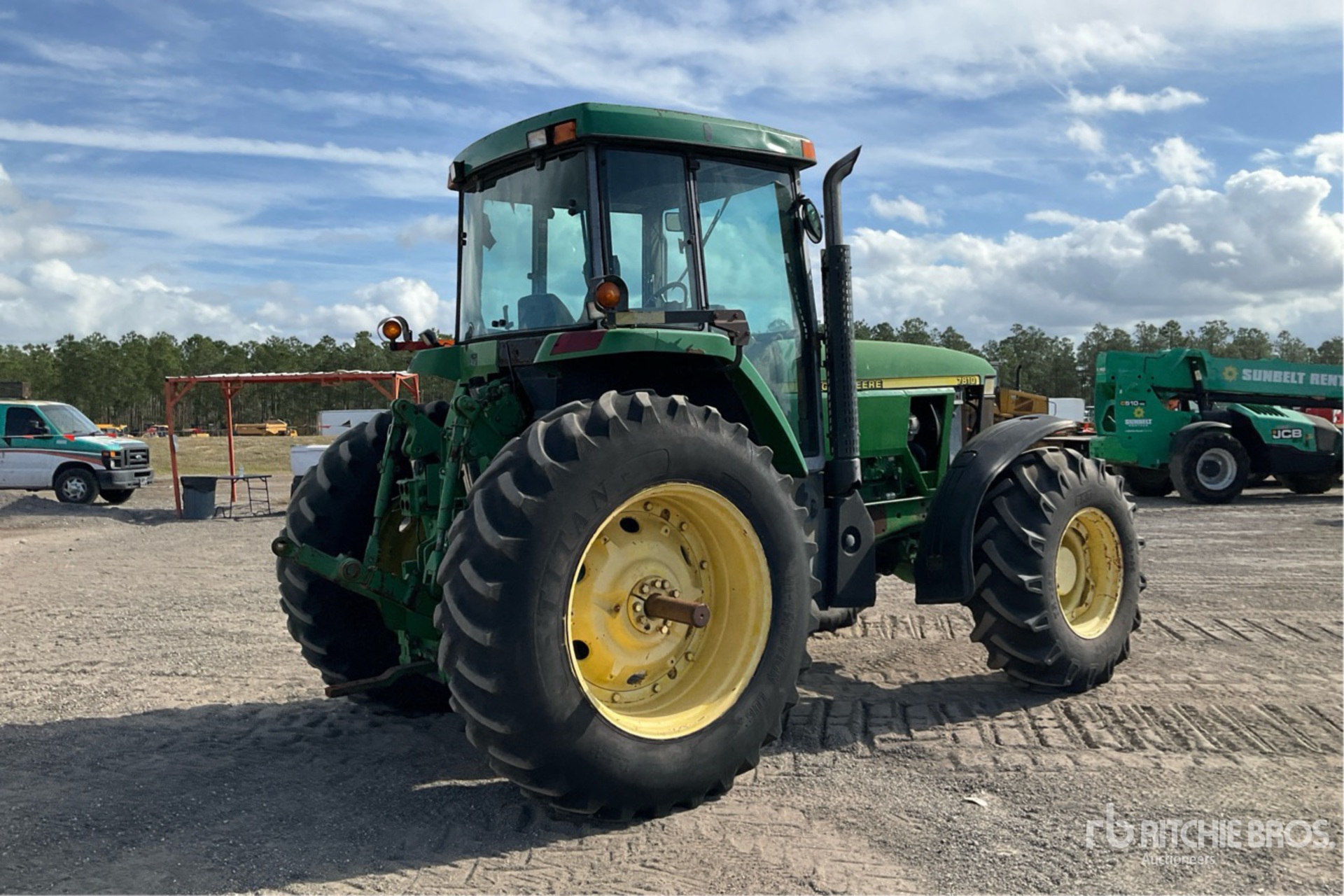 General Appearance with Imagen: esquina trasera derecha