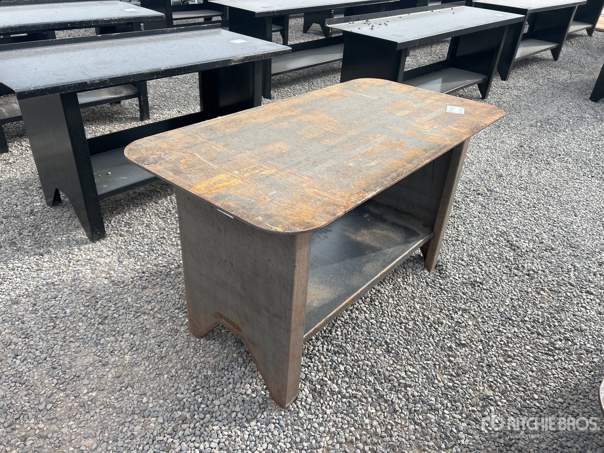 Aspect général with Image, coin avant droit