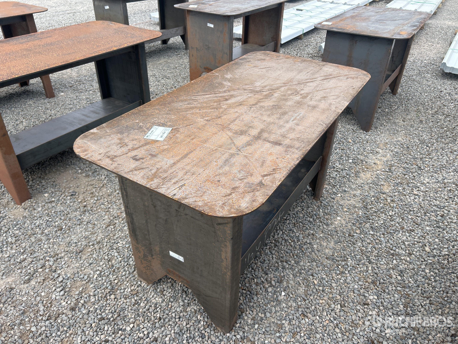 Aspect général with Image, coin arrière gauche