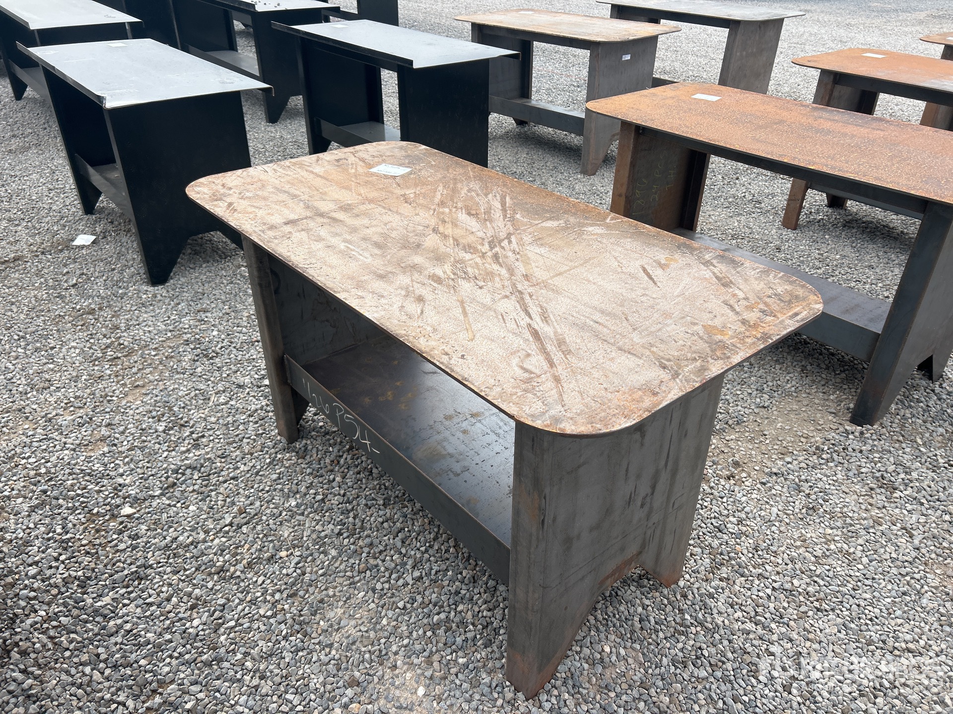 Aspect général with Image, coin arrière droit