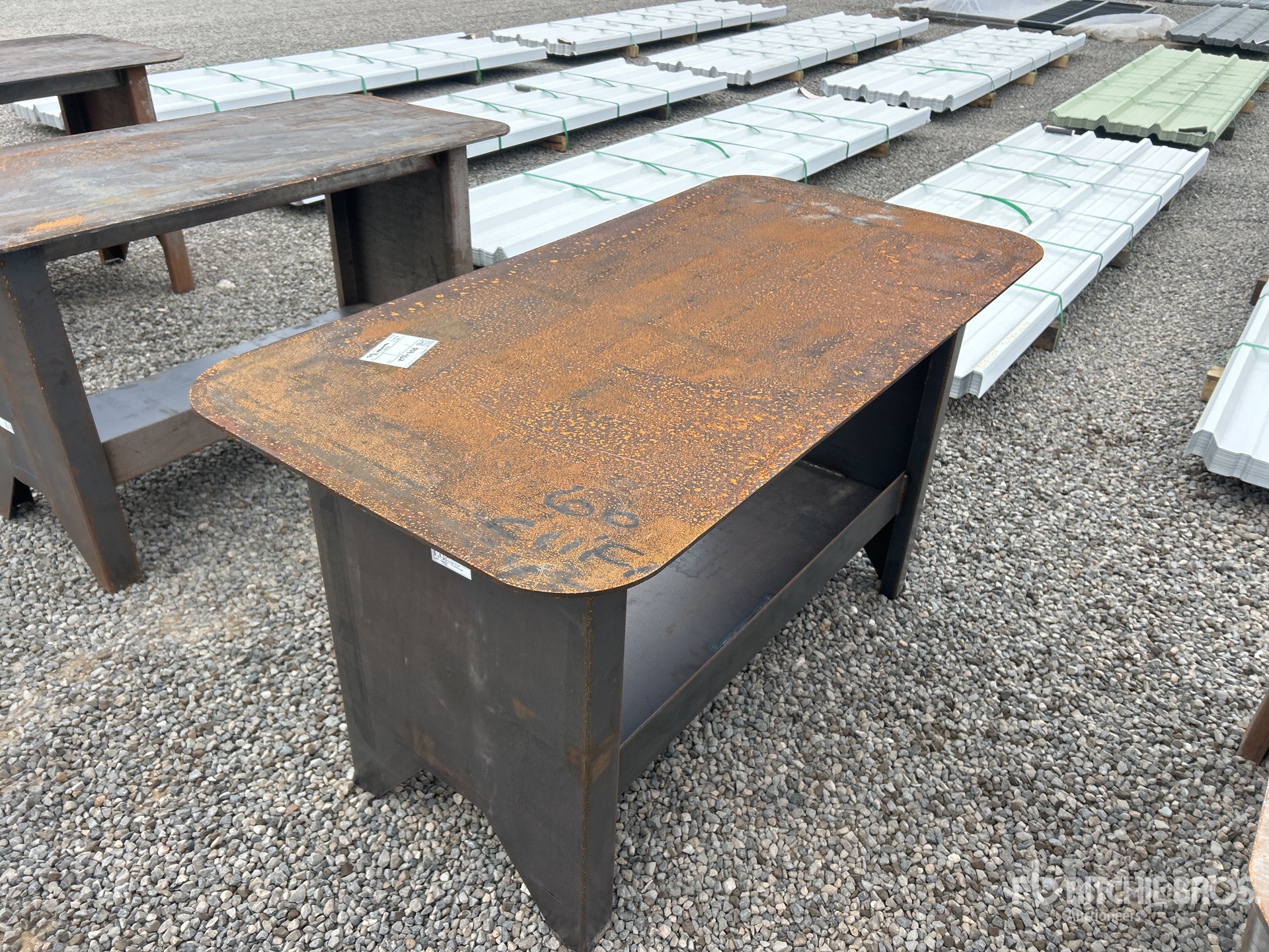 Aspect général with Image, coin arrière gauche