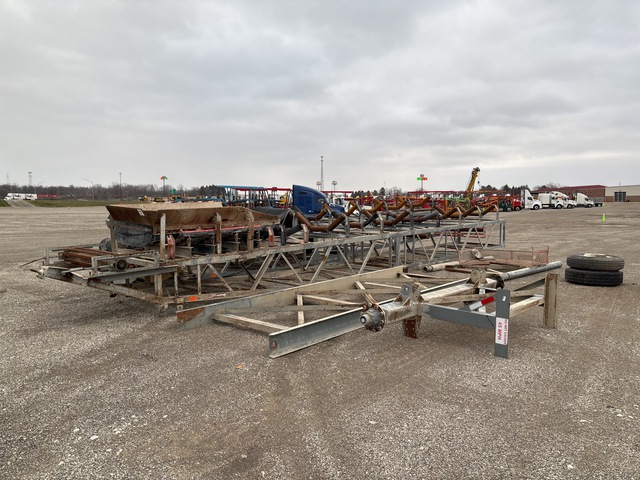 2015 Woolley 54X75 53 in x Portable Radial Stacking Conveyor