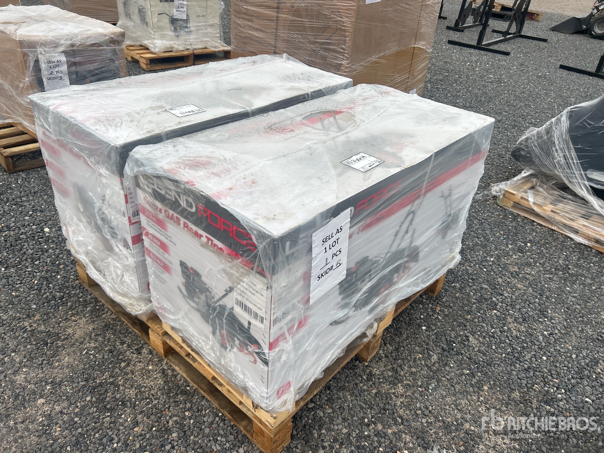 General Appearance with Picture, Left Front Corner