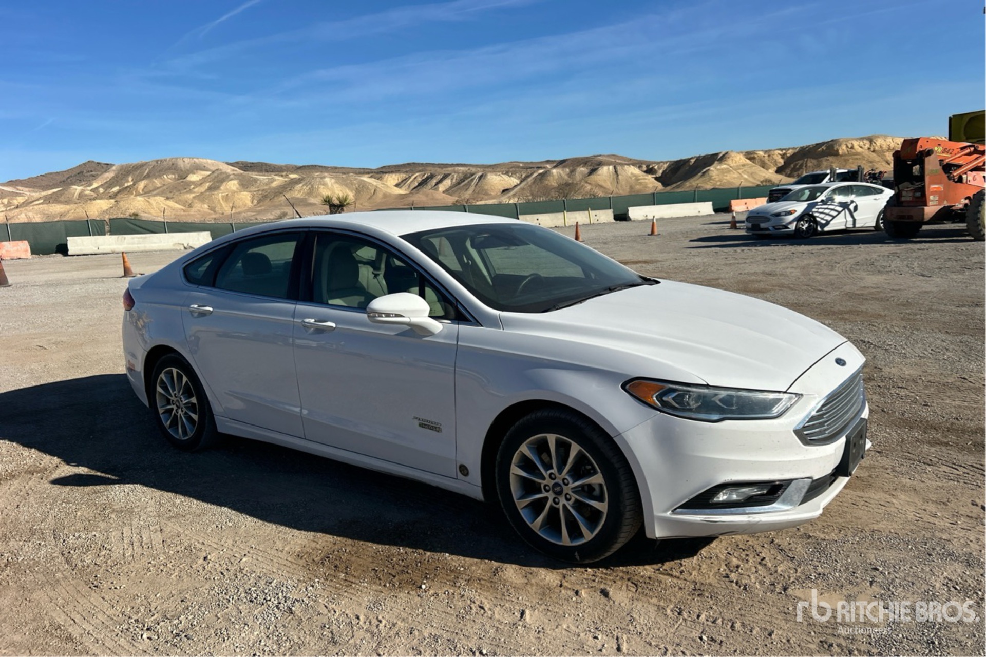 General Appearance with Foto, angolo anteriore destro