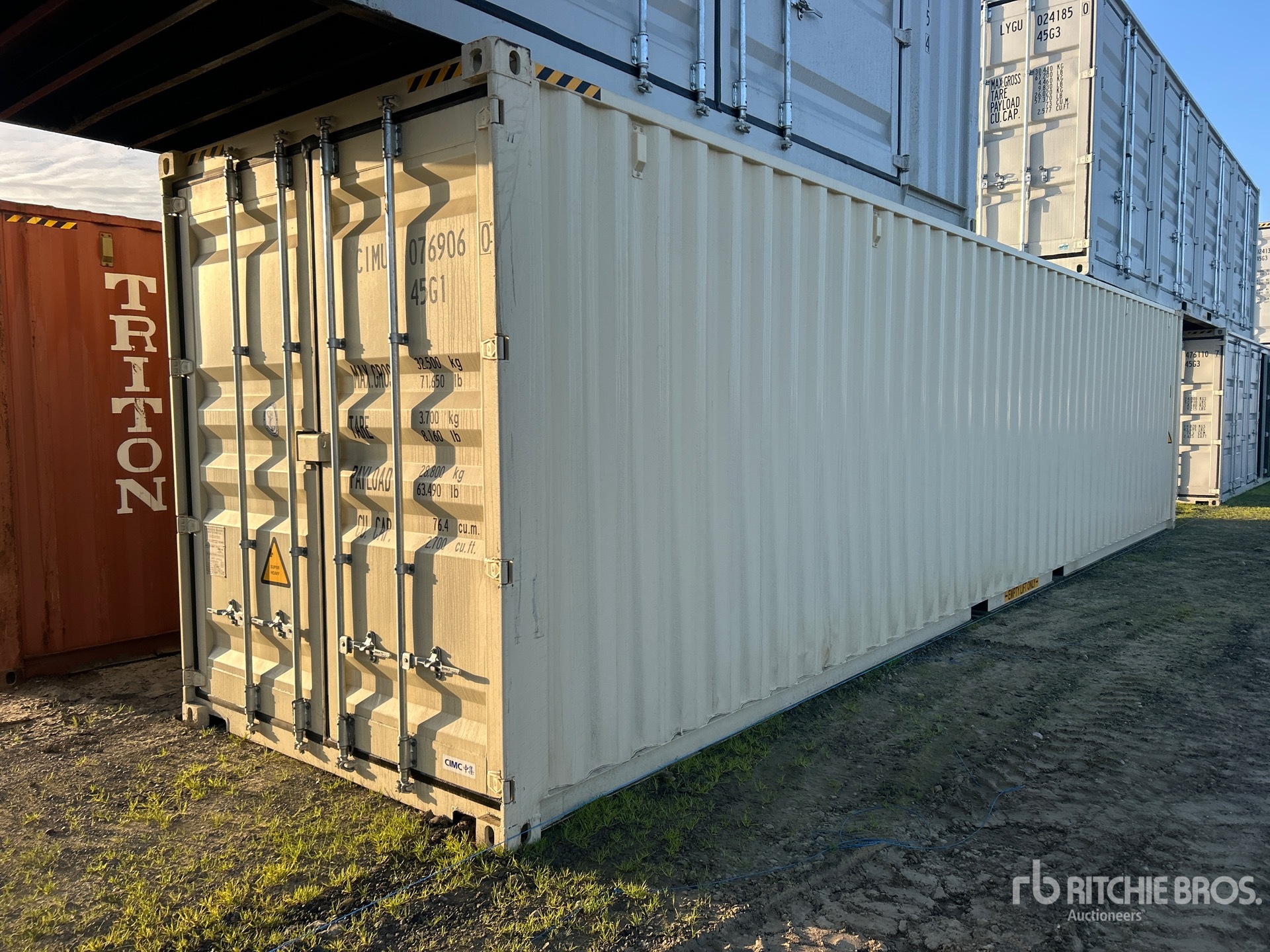 General Appearance with Picture, Left Front Corner