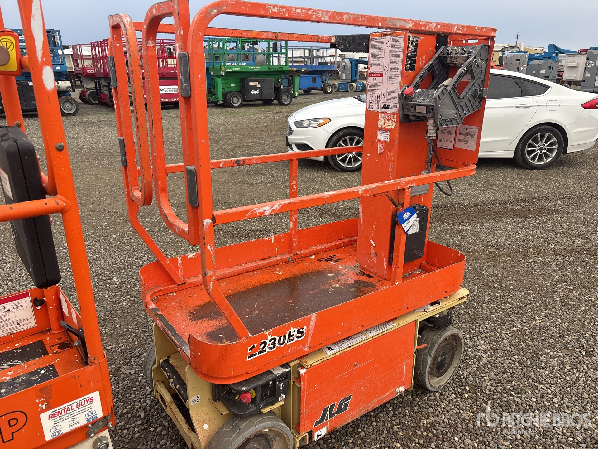 General Appearance with Picture, Right Rear Corner