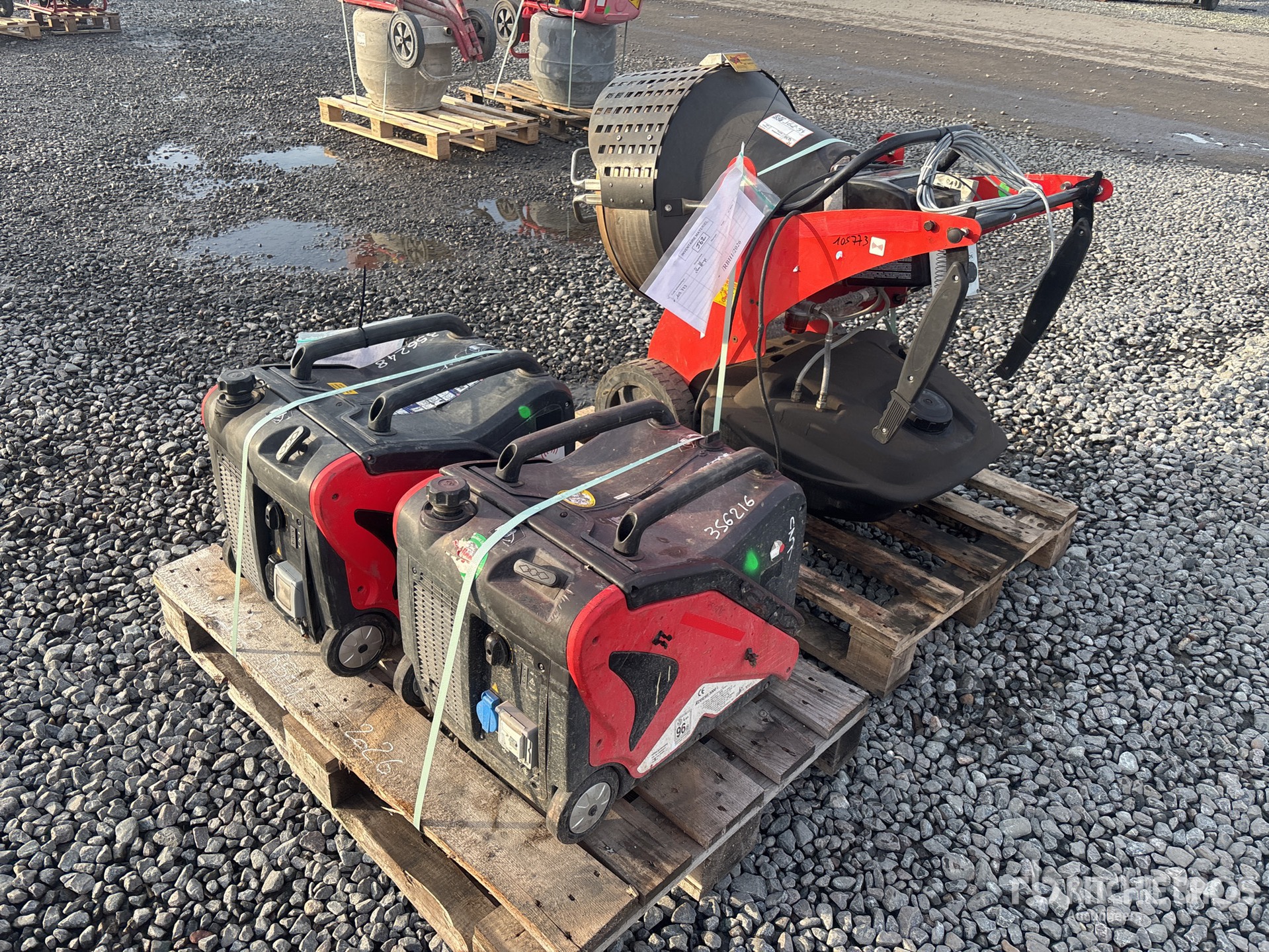 General Appearance with Picture, Right Rear Corner