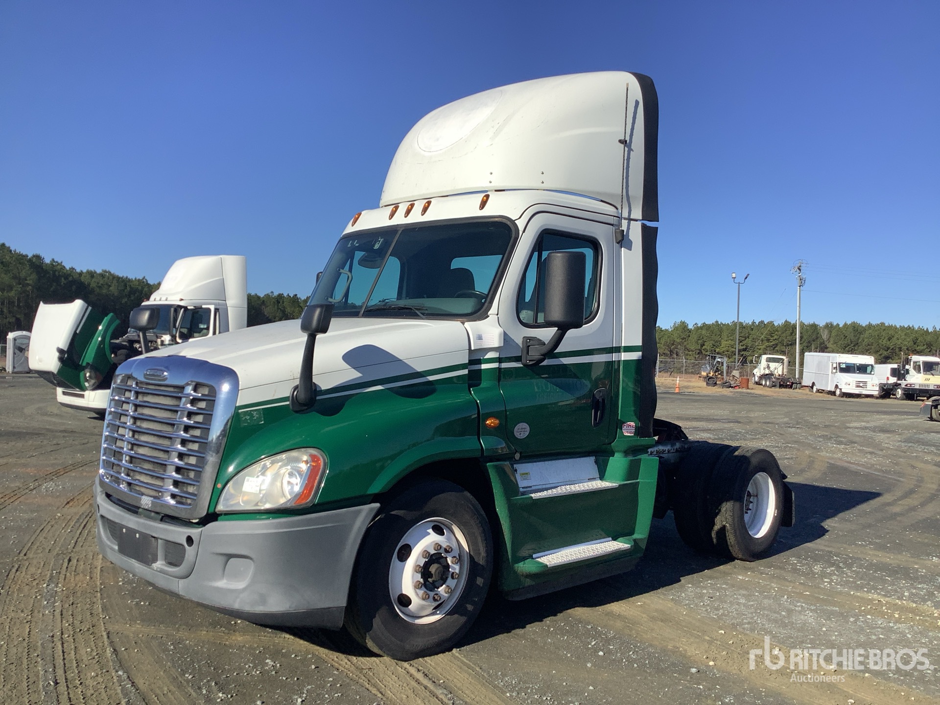 General Appearance with Featured Photo