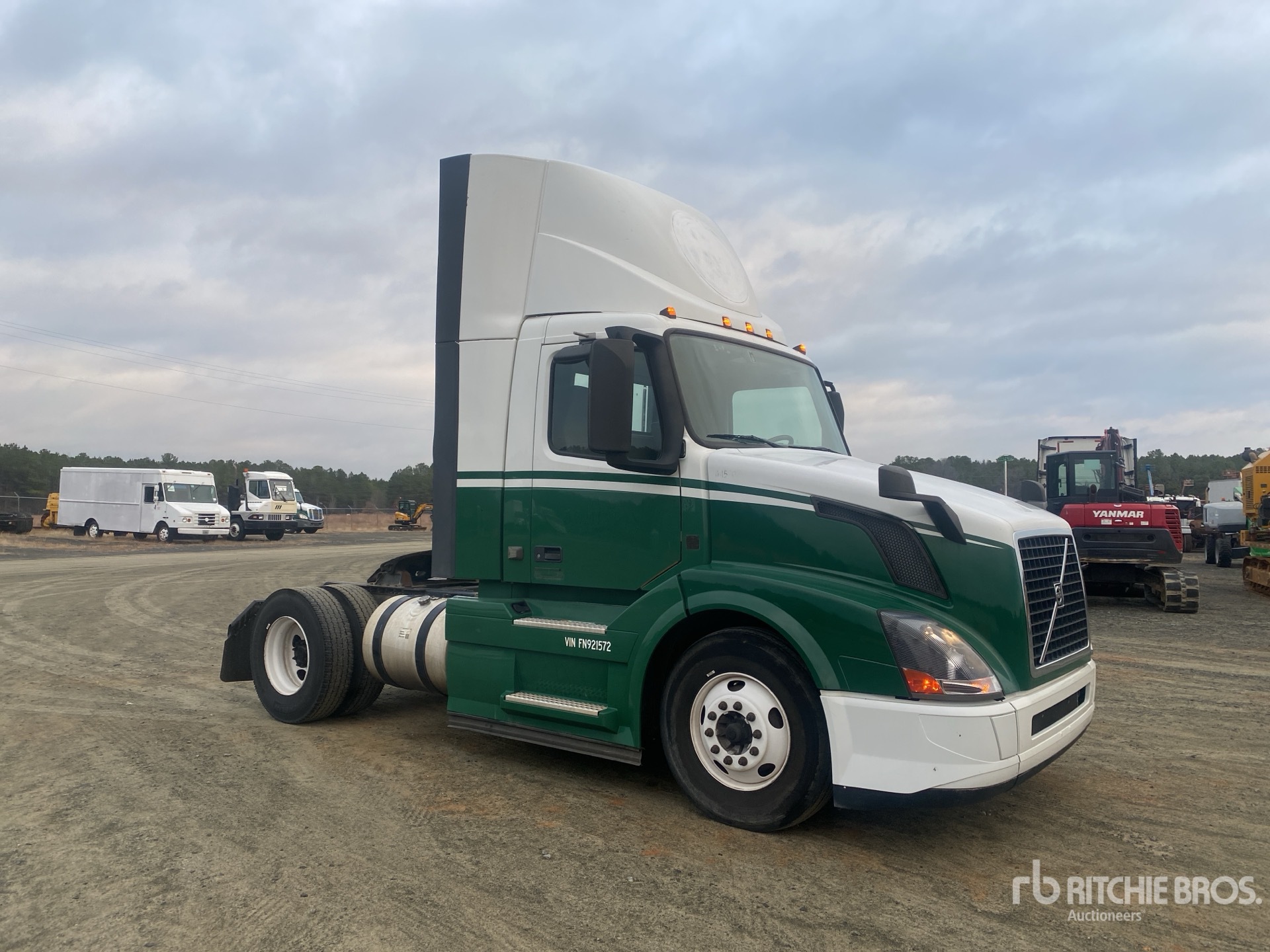 General Appearance with Foto, angolo anteriore destro