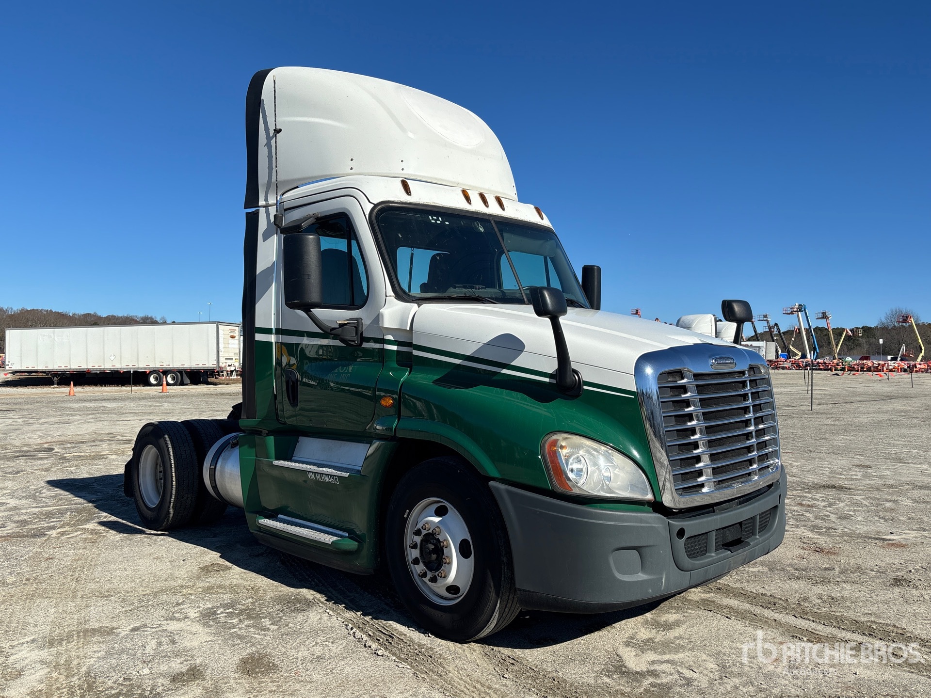 Aspect général with Image, coin avant droit