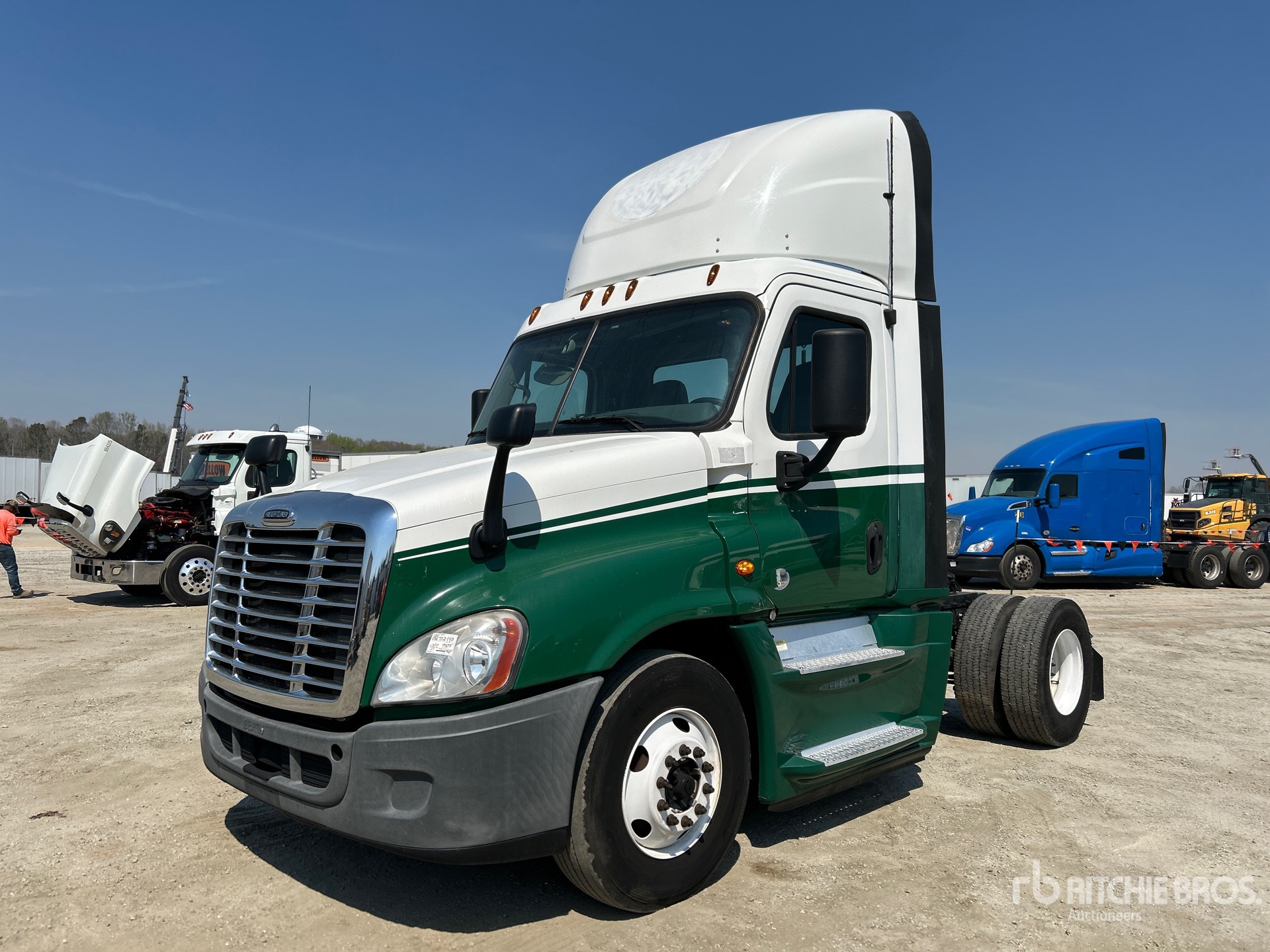 General Appearance with Image, coin avant gauche