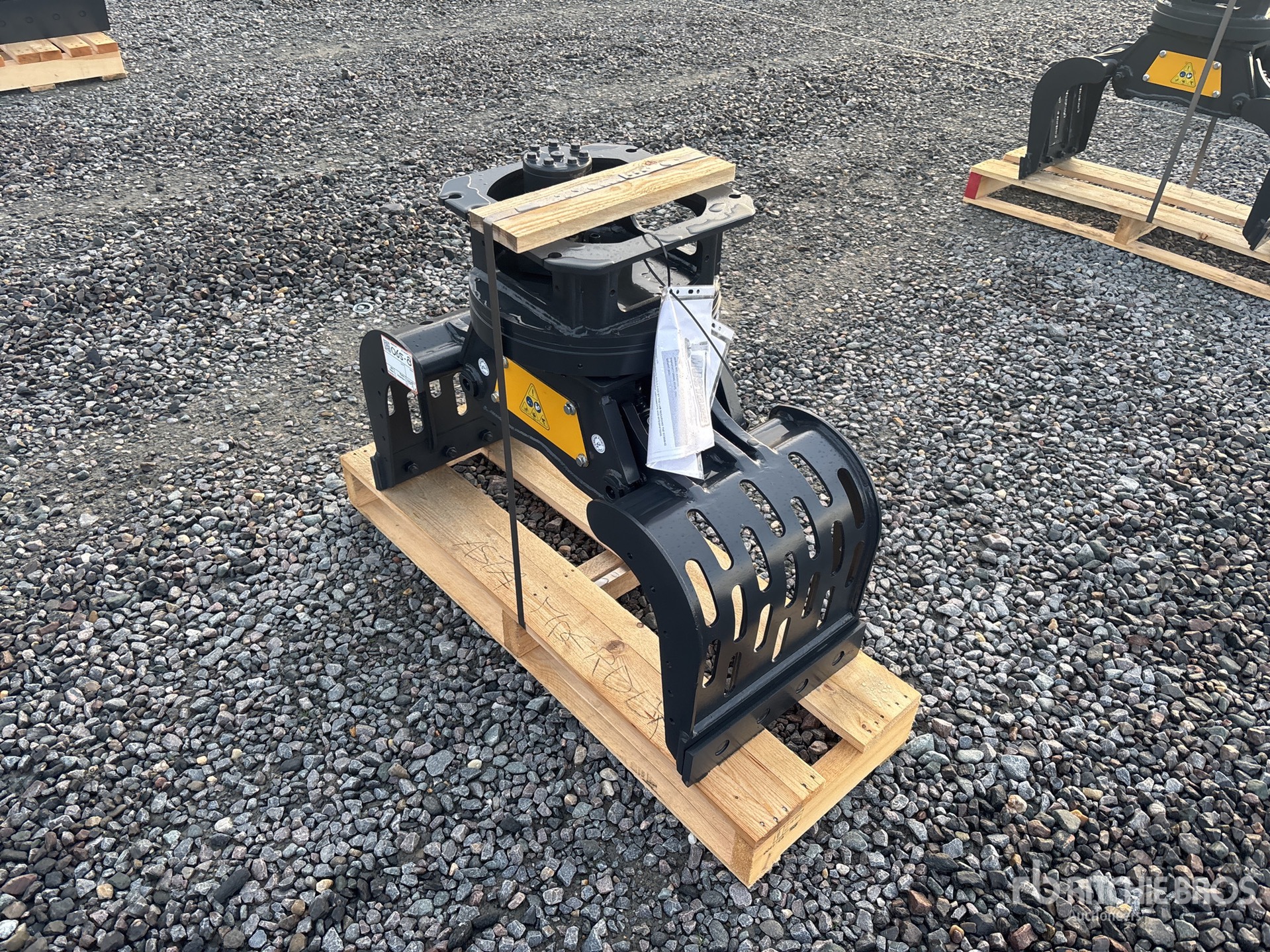 General Appearance with Bild, Ecke hinten links