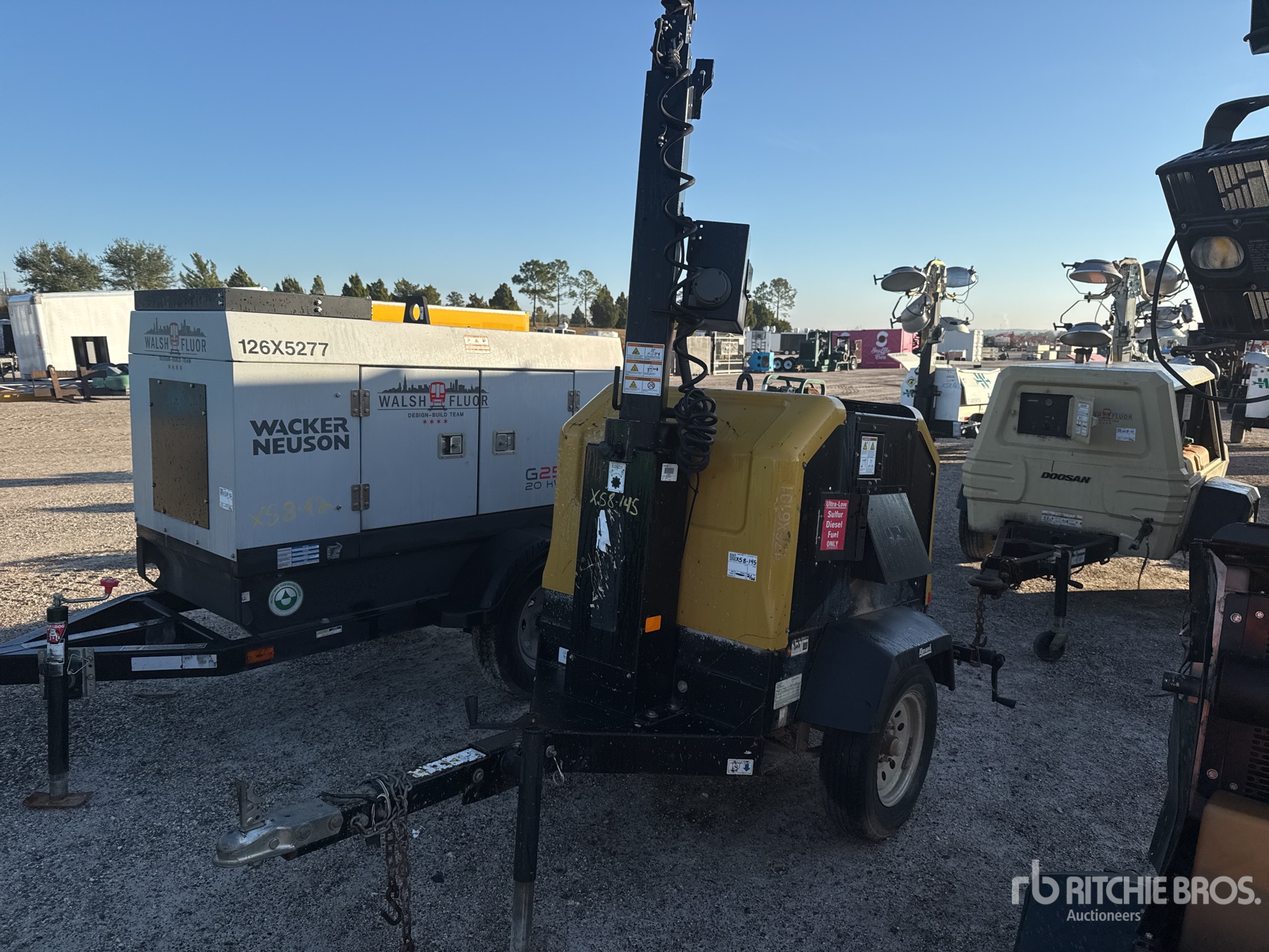 General Appearance with Imagen: esquina delantera izquierda