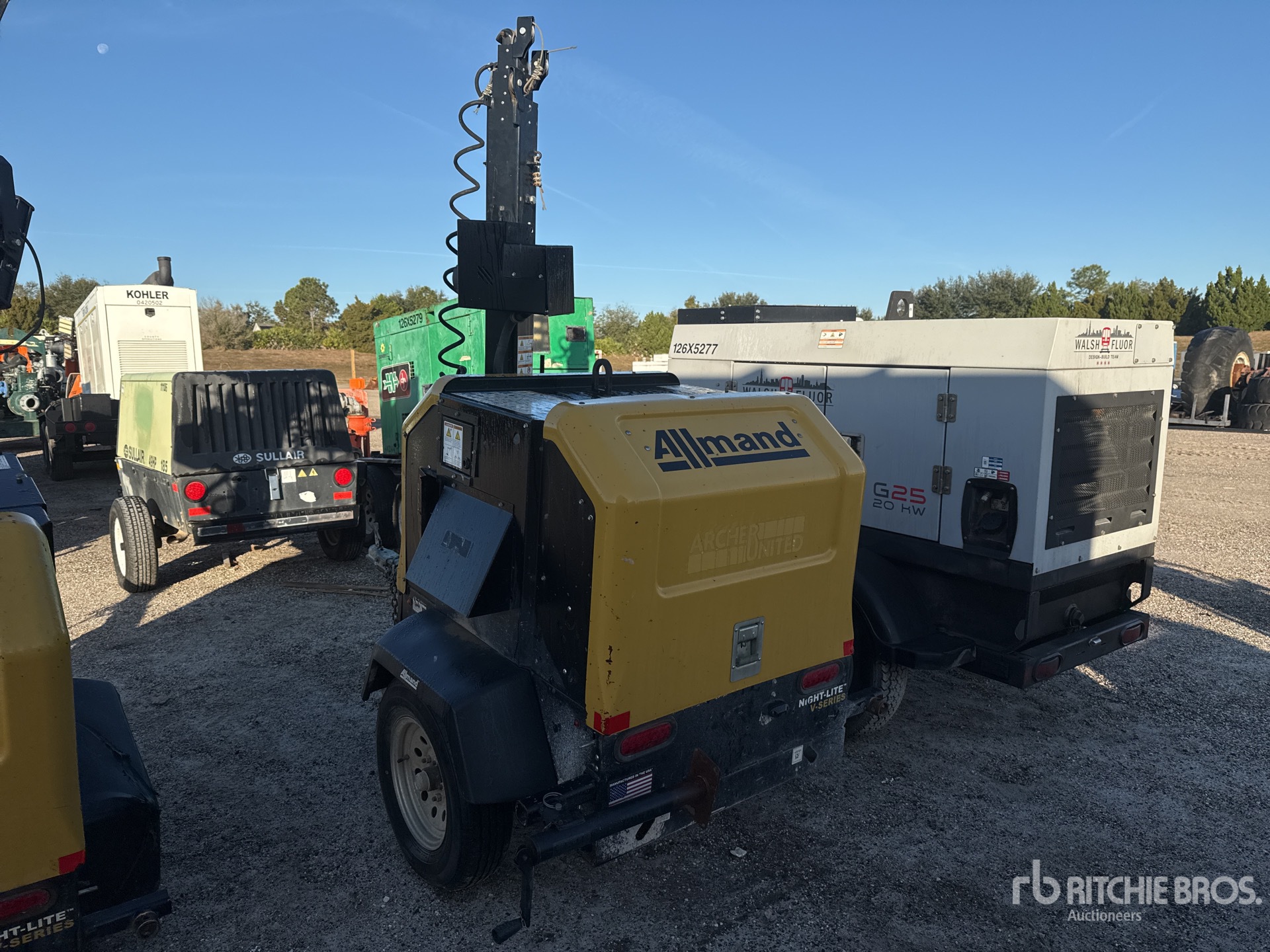 General Appearance with Imagen: esquina trasera izquierda