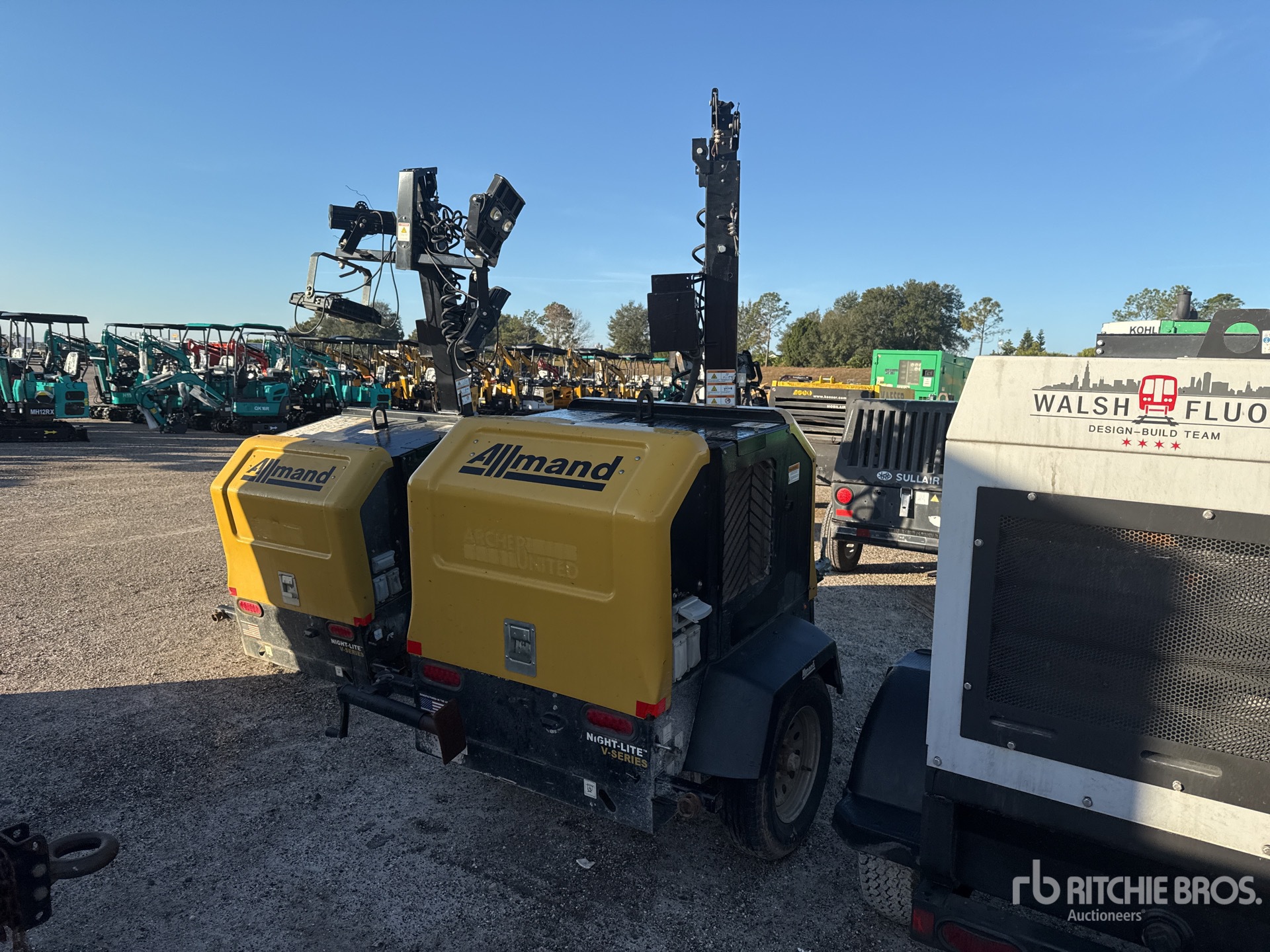 General Appearance with Imagen: esquina trasera derecha