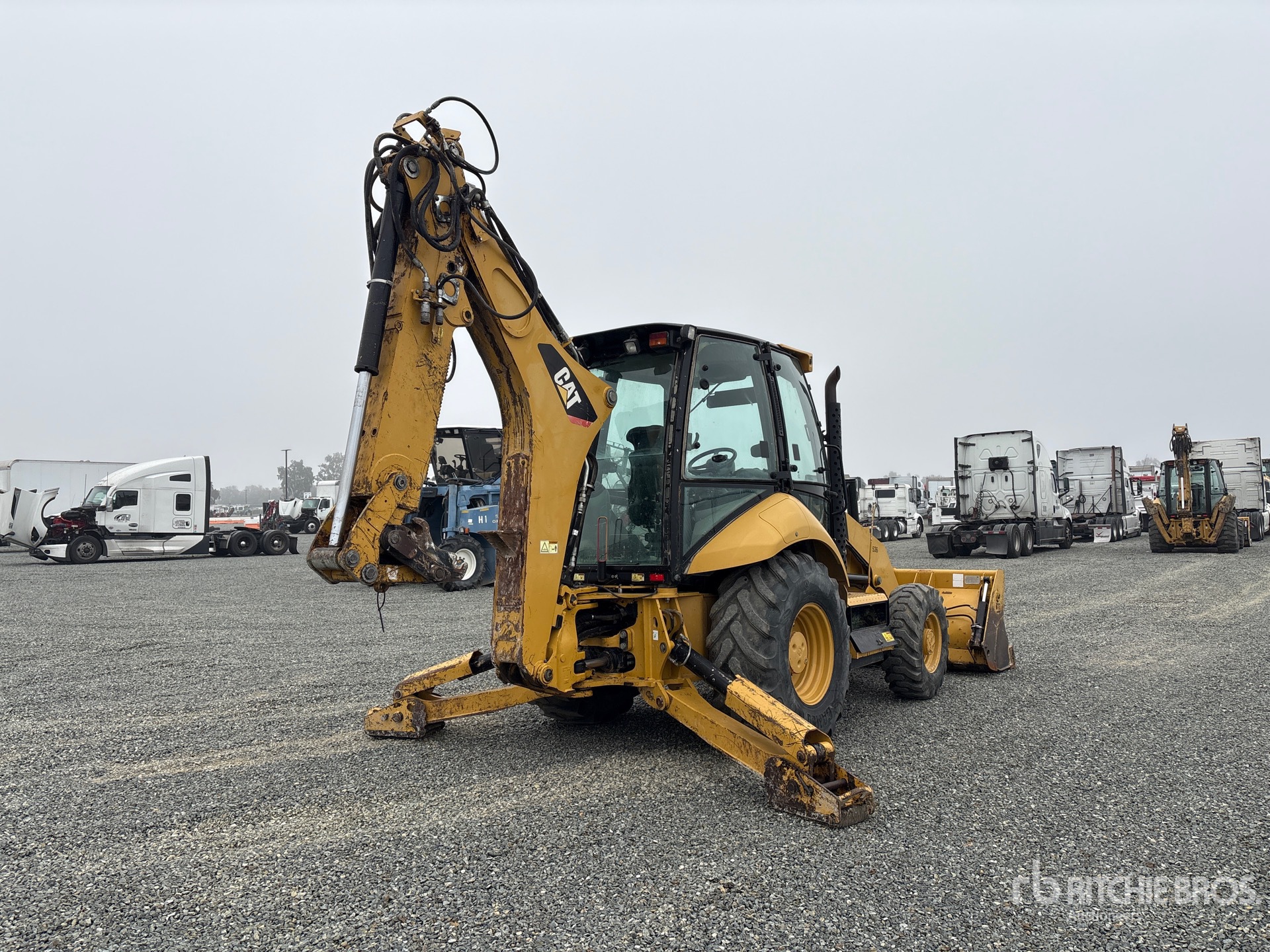 Aspect général with Image, coin arrière droit