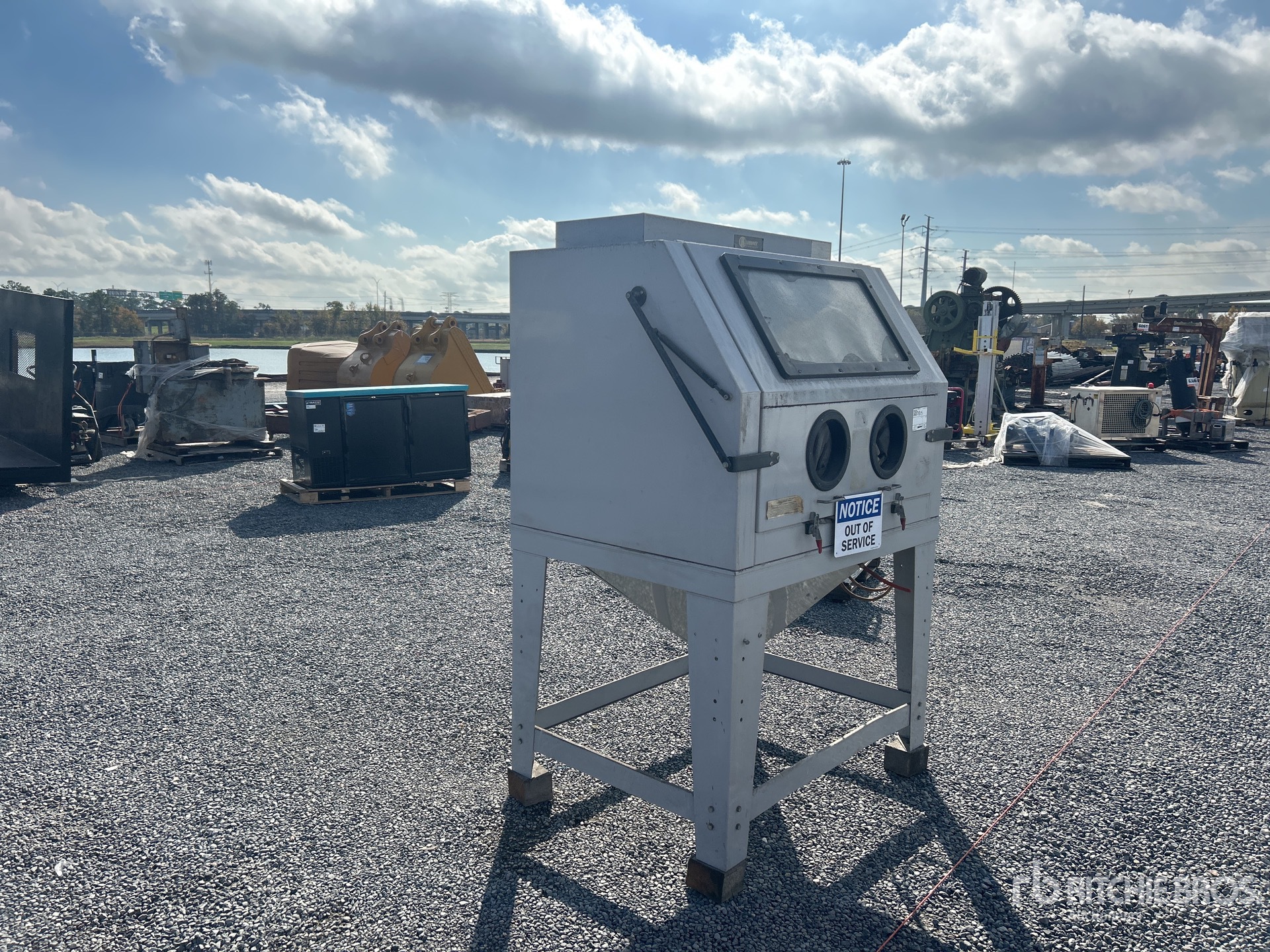 General Appearance with Imagen: esquina delantera derecha